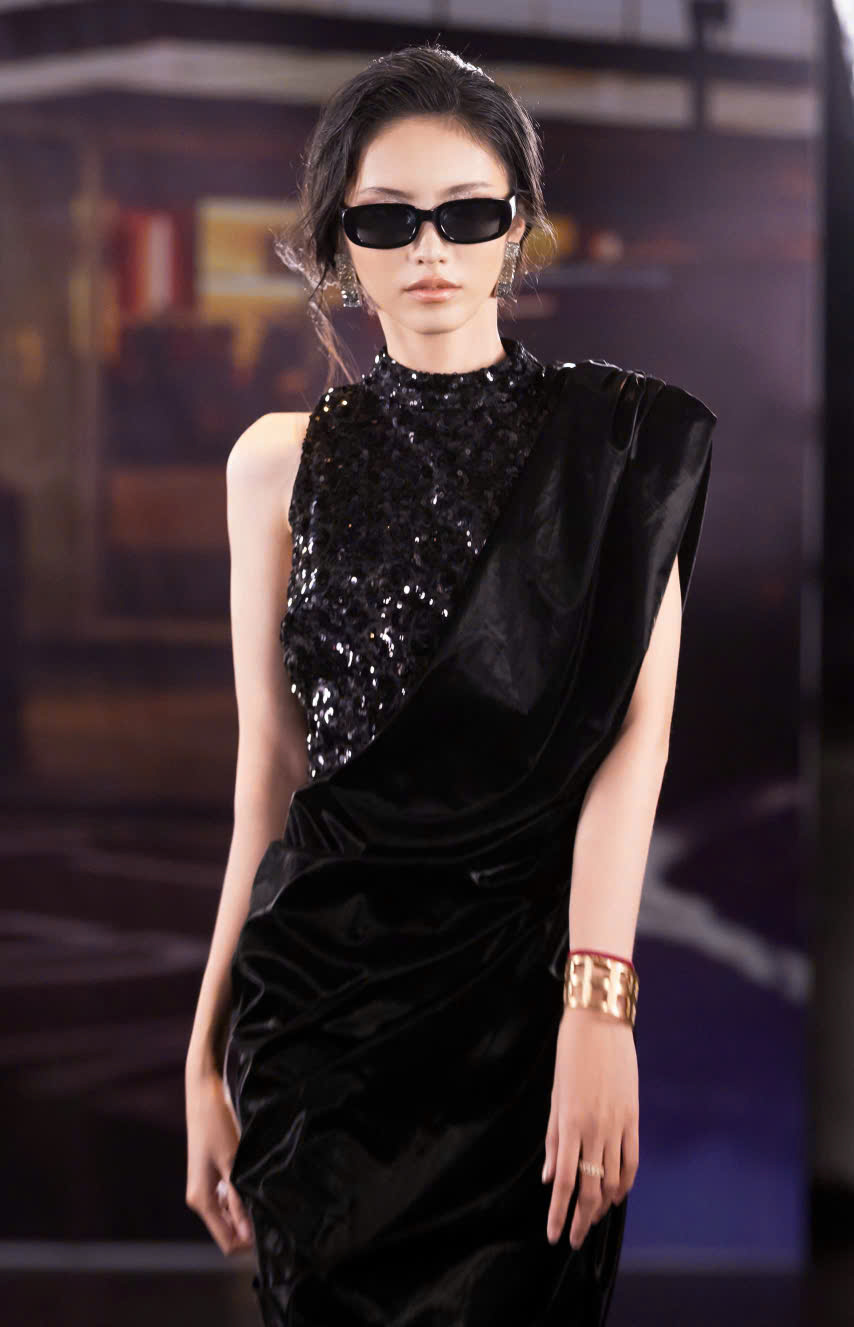SENSES DRESS