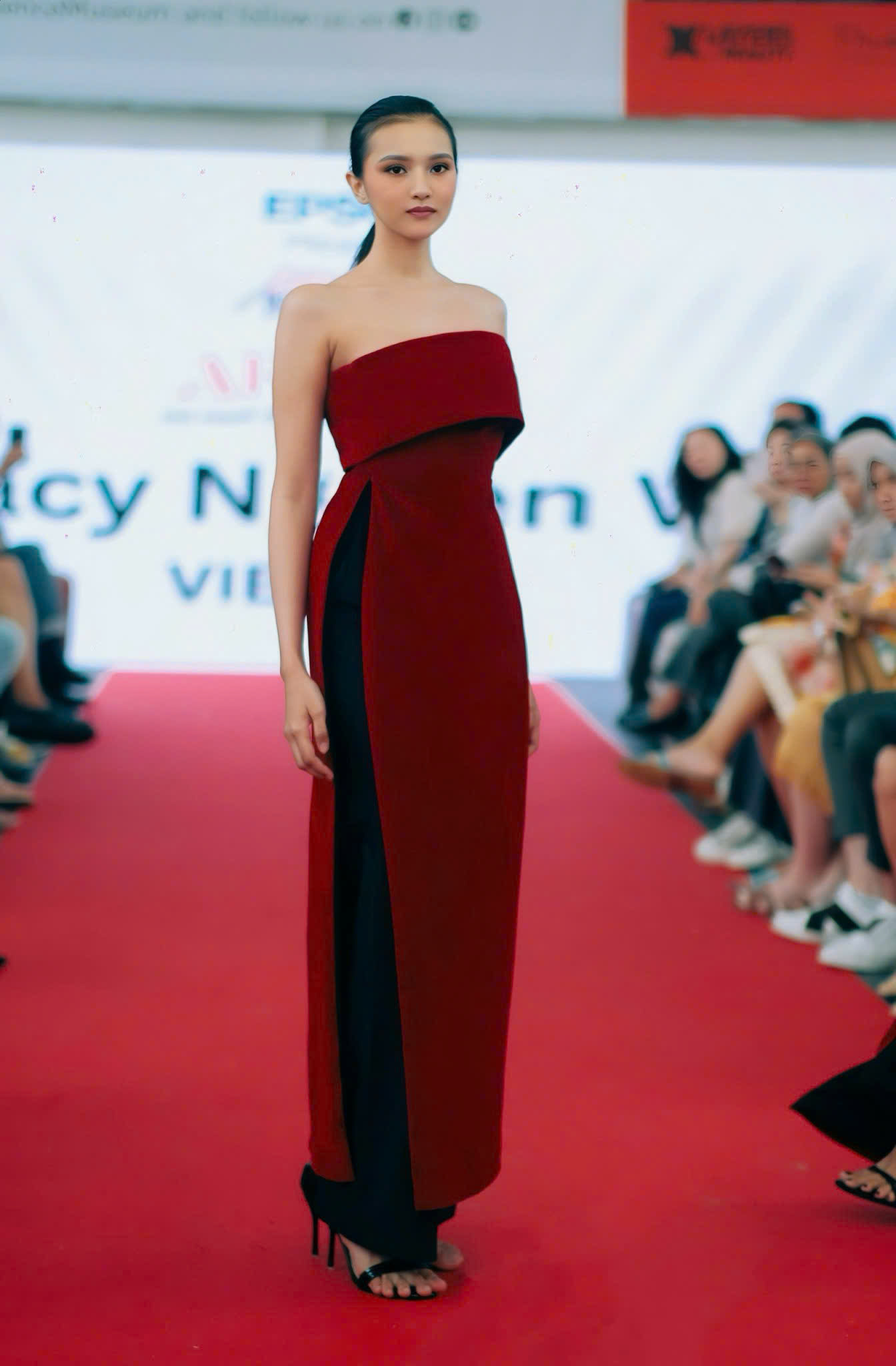LIBERTY AO DAI
