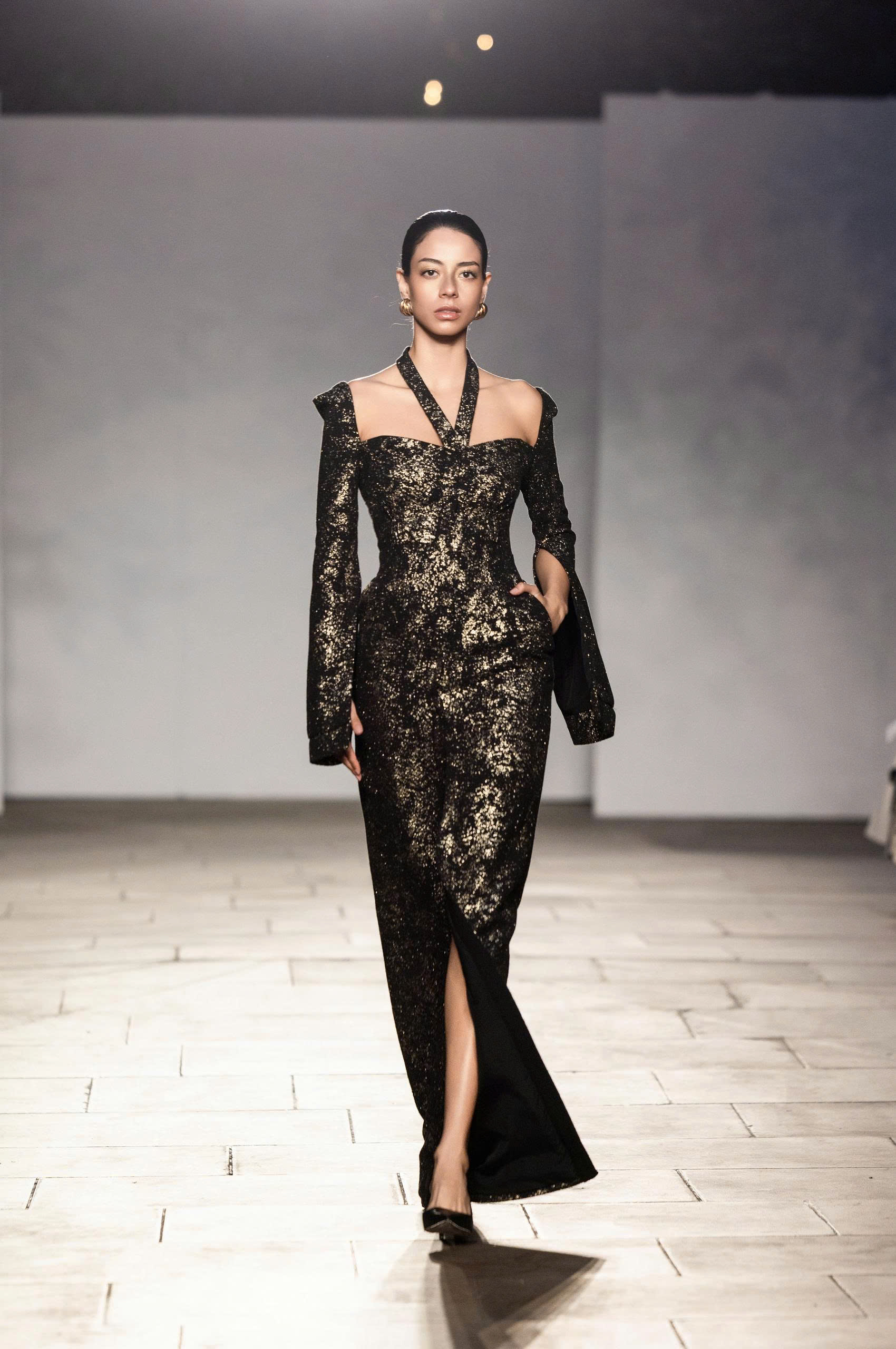REMINISCENCE DRESS