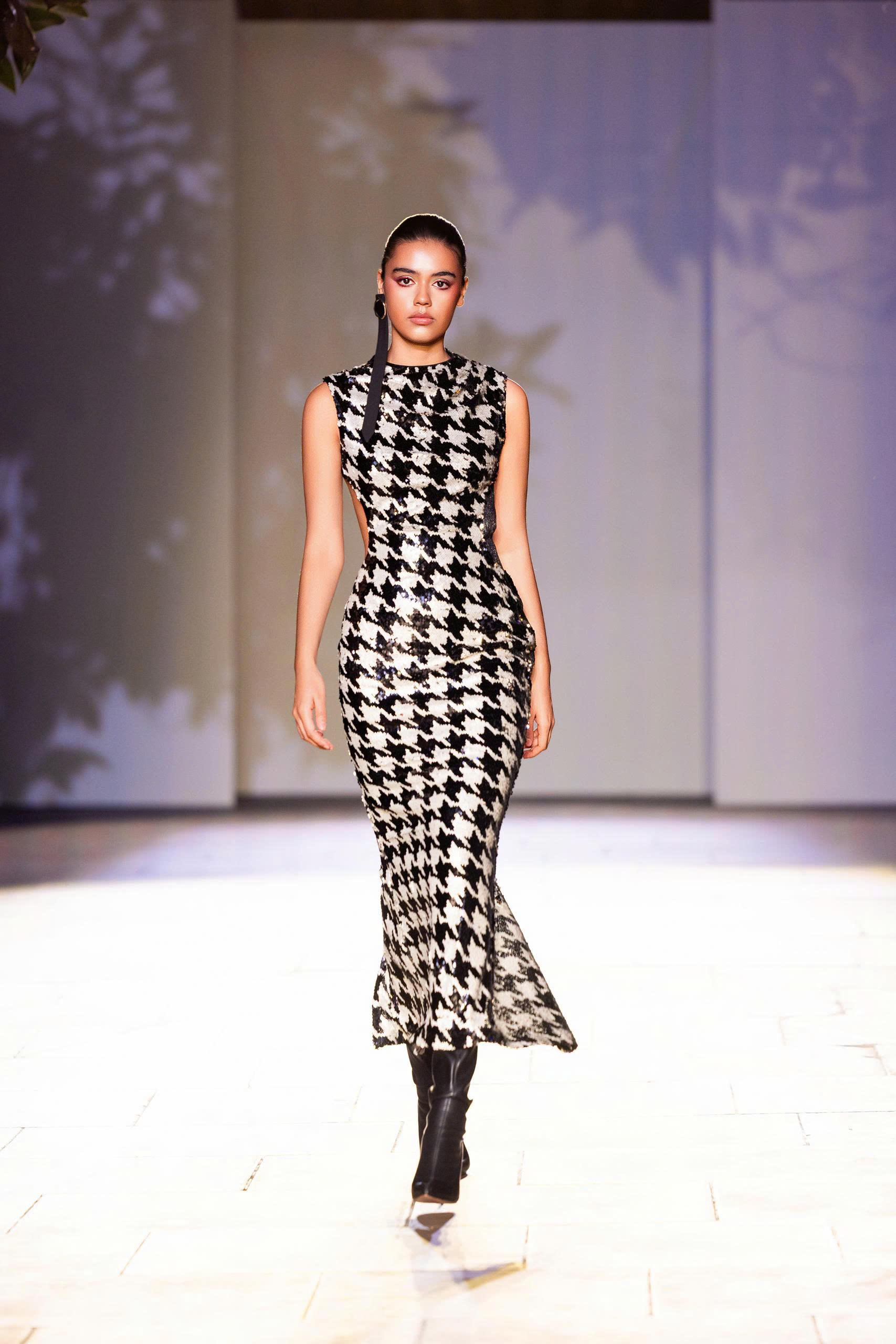 FRAGMENT DRESS