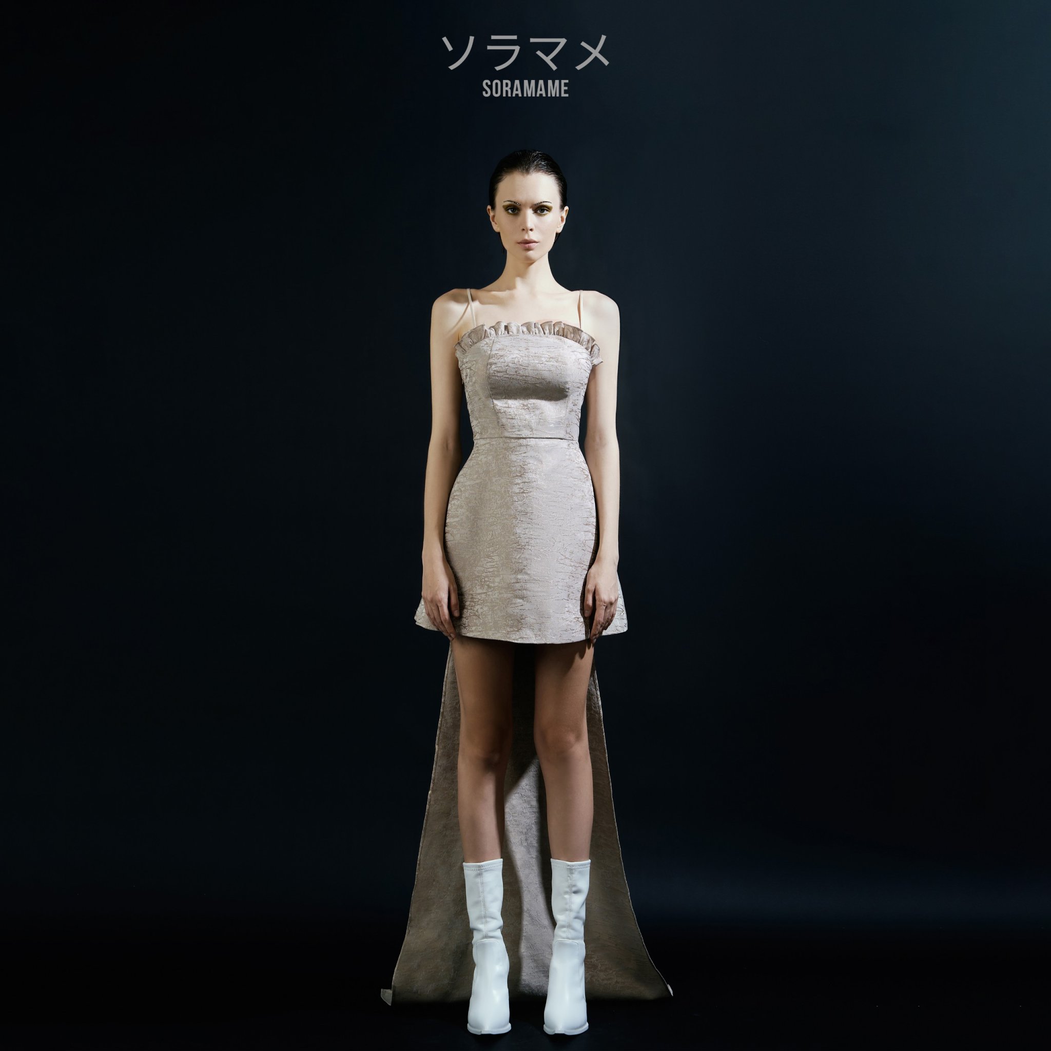 RUFFLED LONG TRAIN DRESS