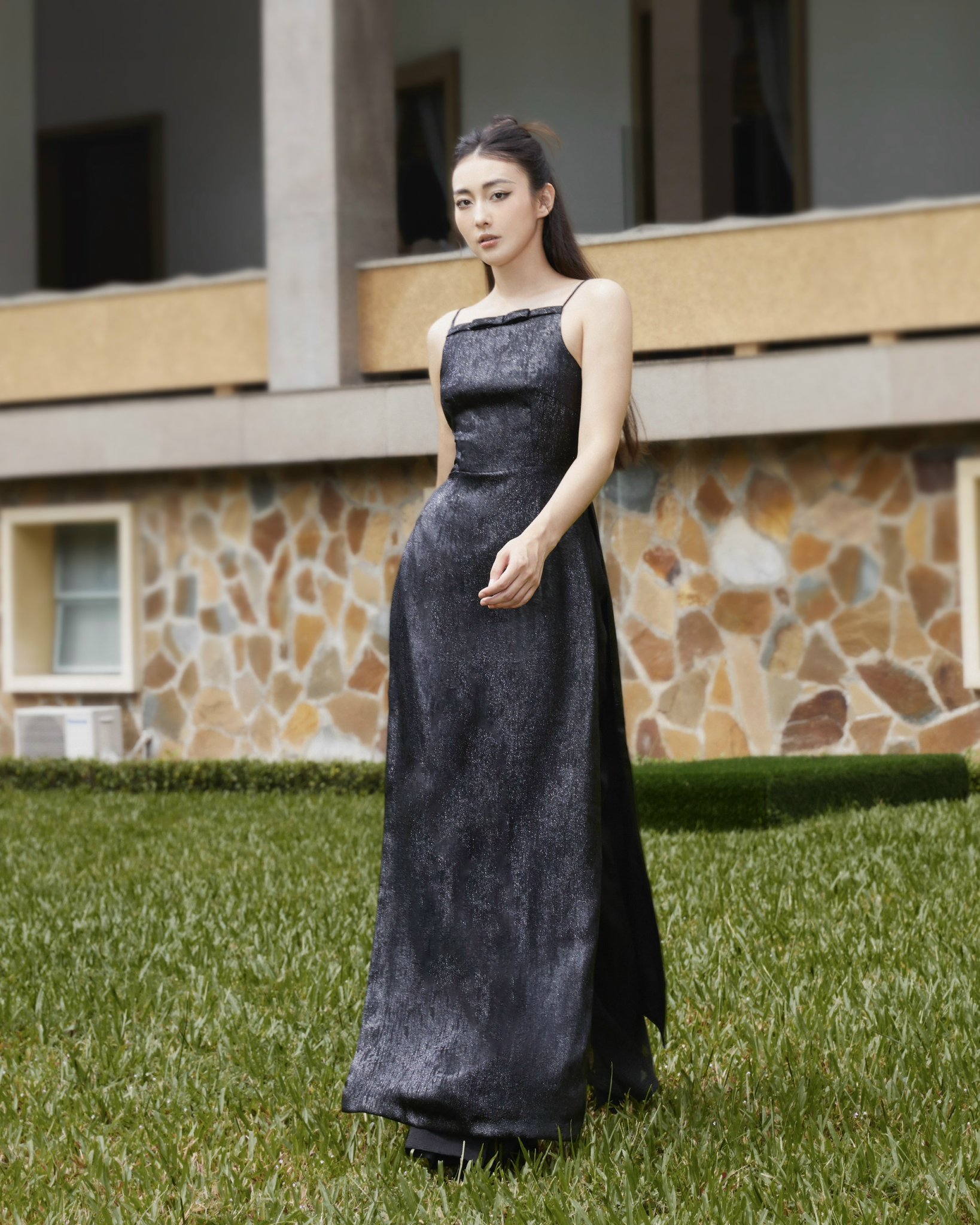 BY RIVER AO DAI