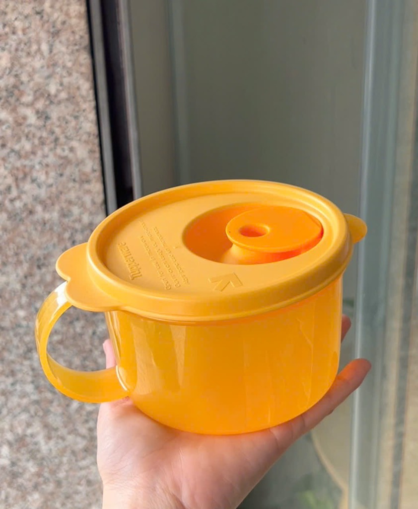 Hộp Đựng LVS Tupperware Crystal Wave Mug 460ml - Có Nút Thở Dạng Cốc, Có Quai - Tupperware Trung Chính Hãng
