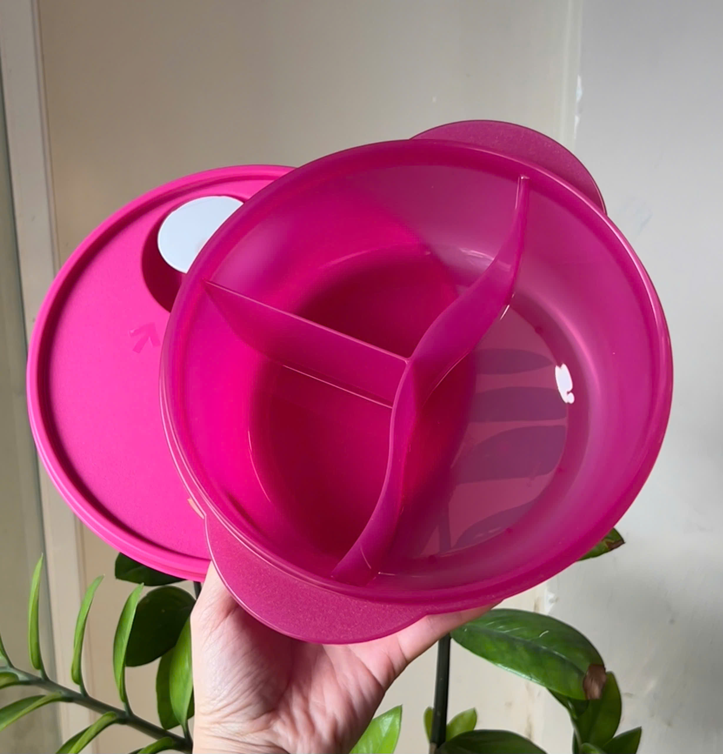 Hộp Bowl 1L Tupperware Dùng Lò Vi Sóng - 3 Ngăn Màu Hồng - Tupperware Trung Chính Hãng