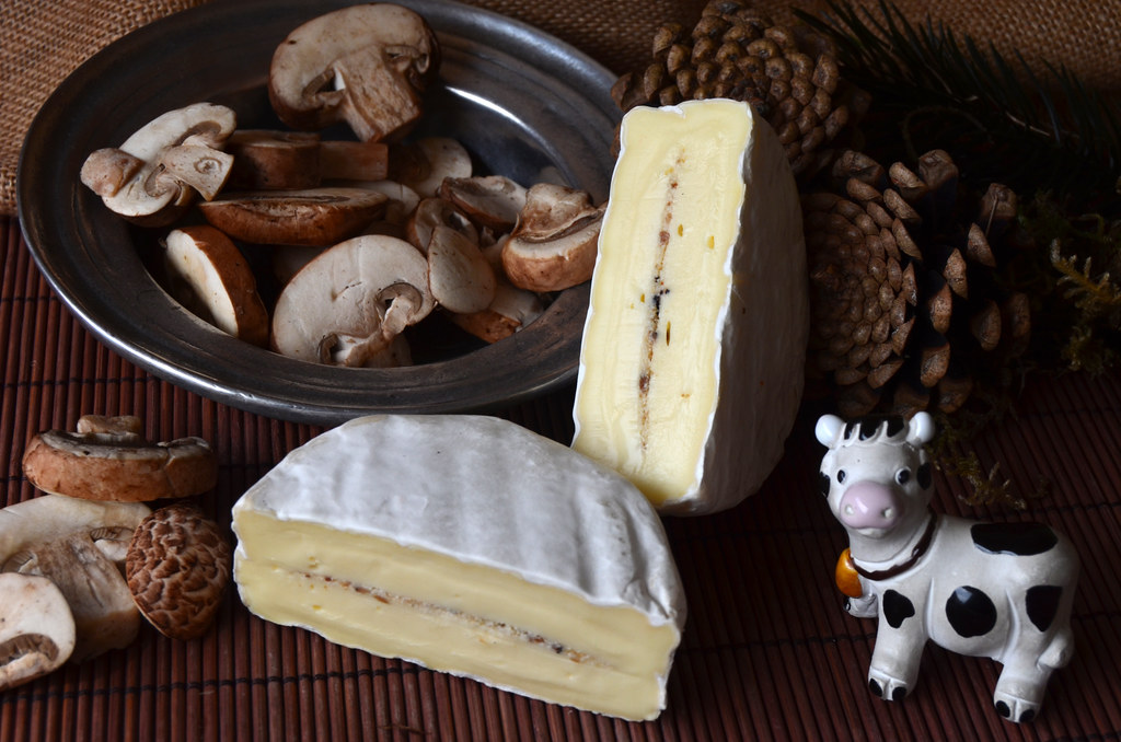 Phô mai L' ORTOLAN Truffe Brie 135gr