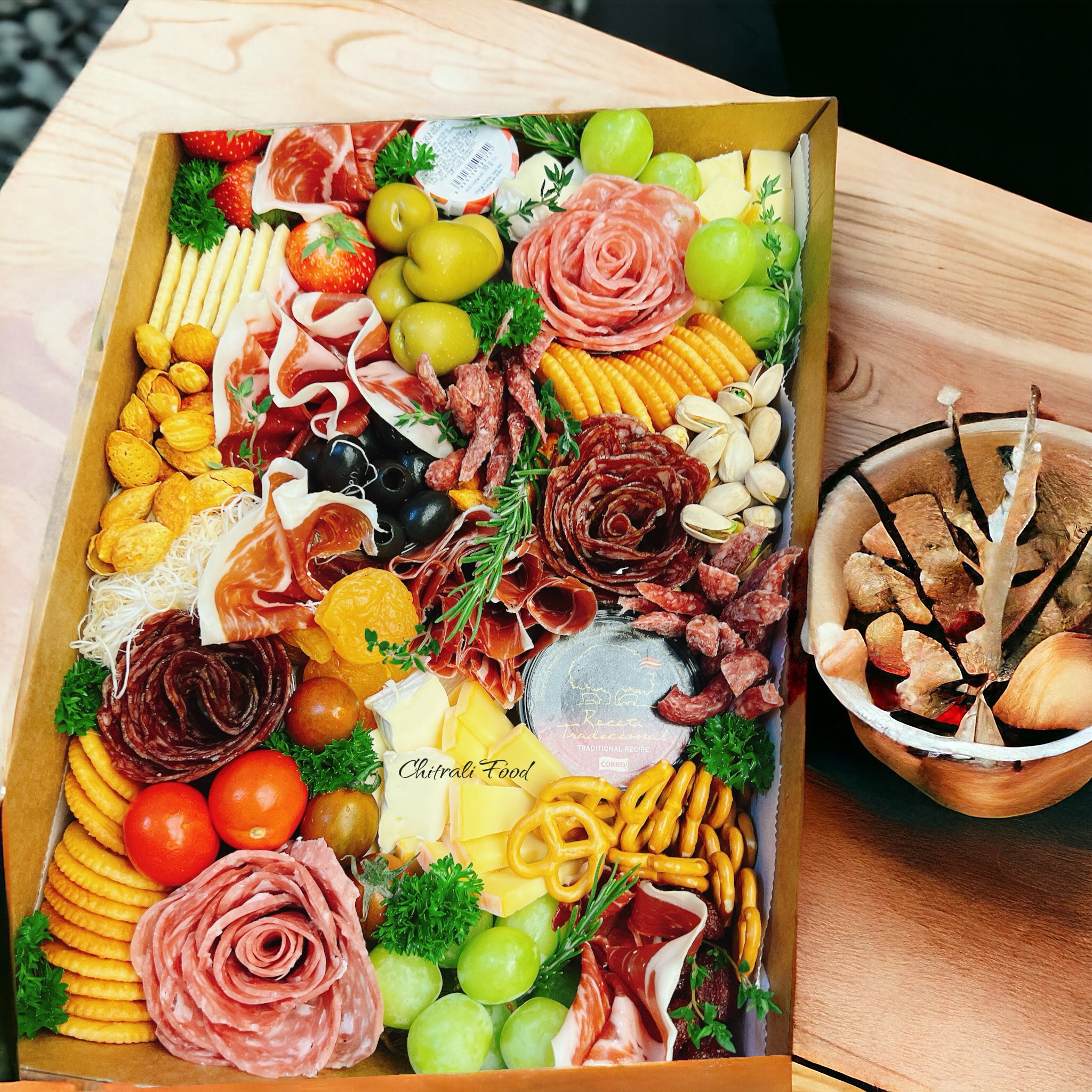 Cold Cut Box Family - Khay thịt nguội tổng hợp - BF1