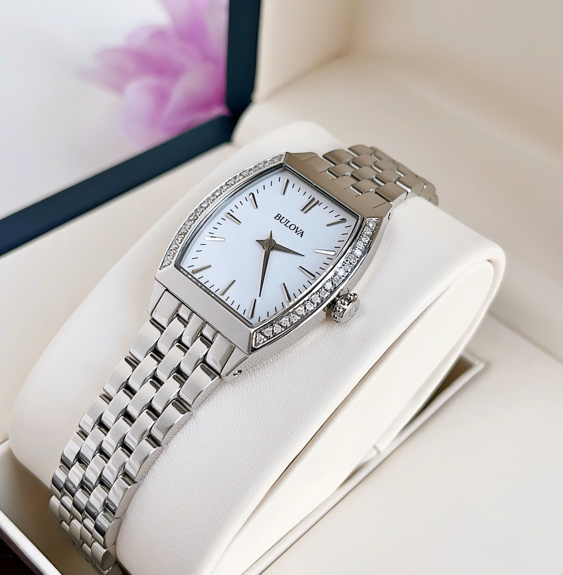 Đồng Hồ Bulova Diamond Accent Gallery