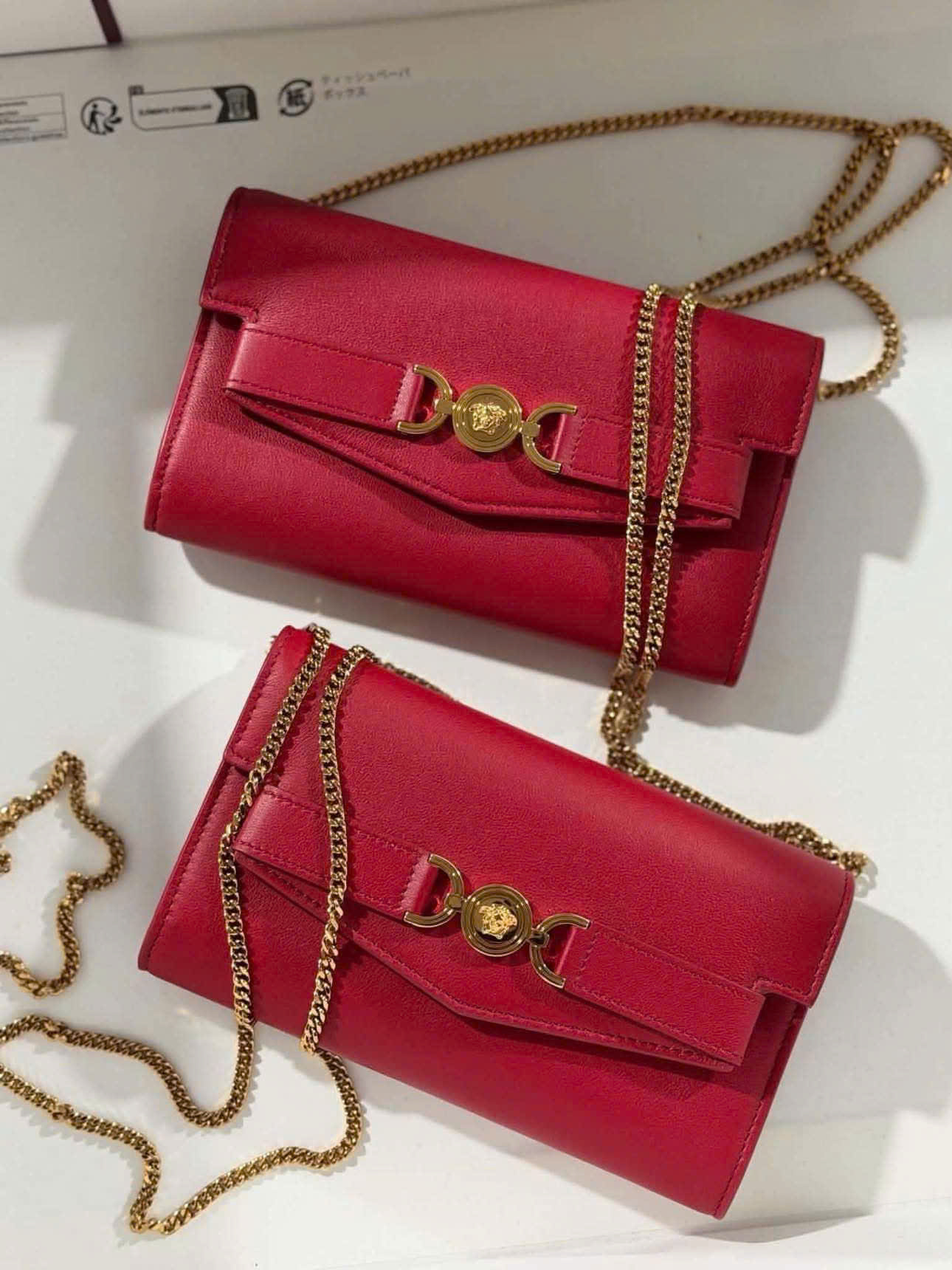 Versace Woc Đỏ