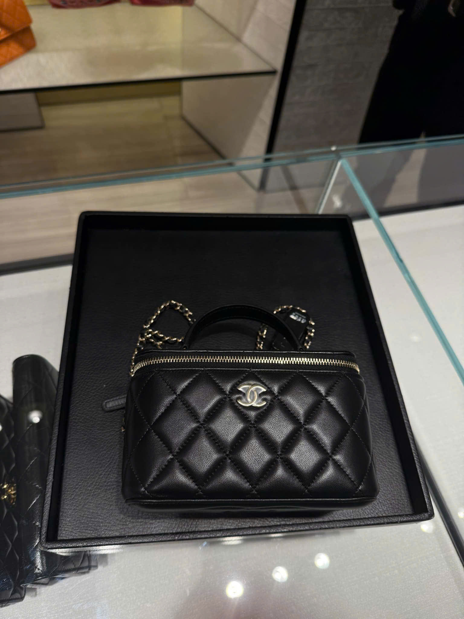 Túi xách Vanity chanel top handle