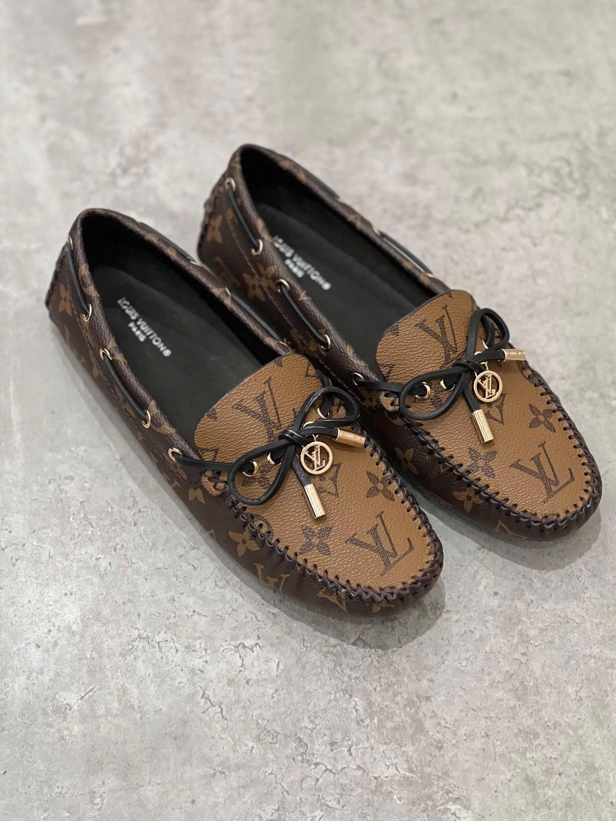 Giày Louis Vuitton Moca