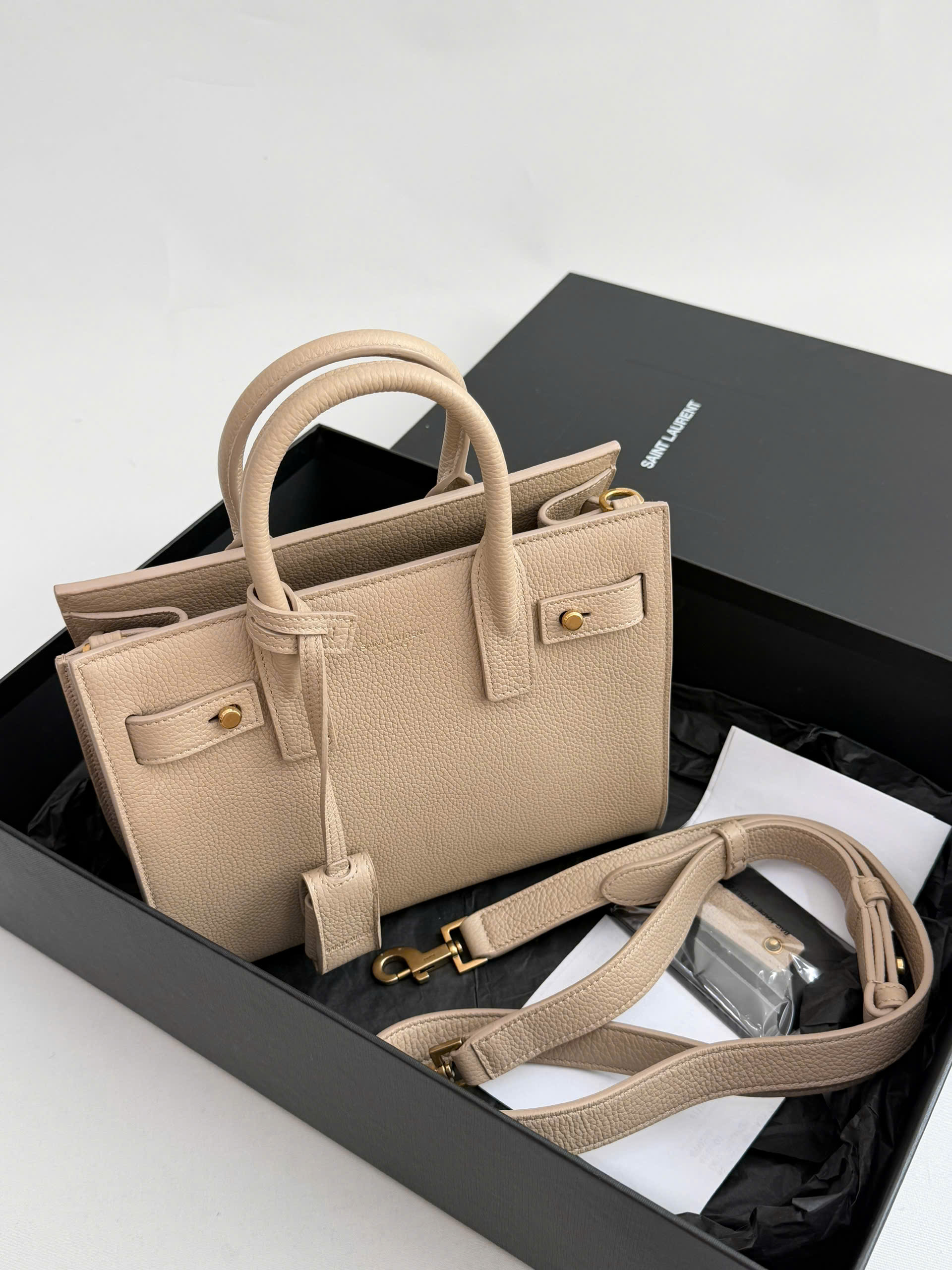 Túi Xách Yves Saint Laurent Sac De Jour