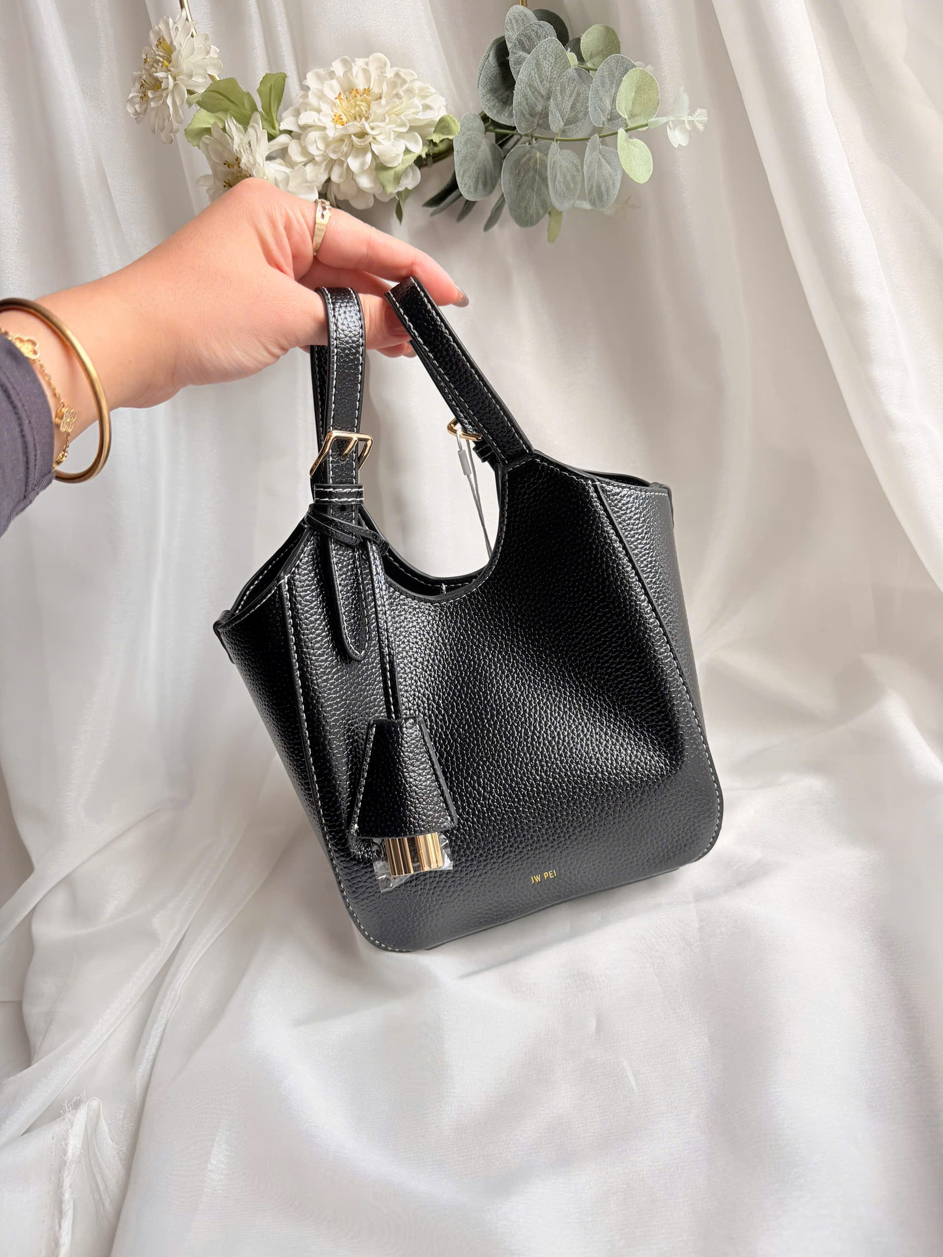 Túi Jw Pei Ines Lock Bag