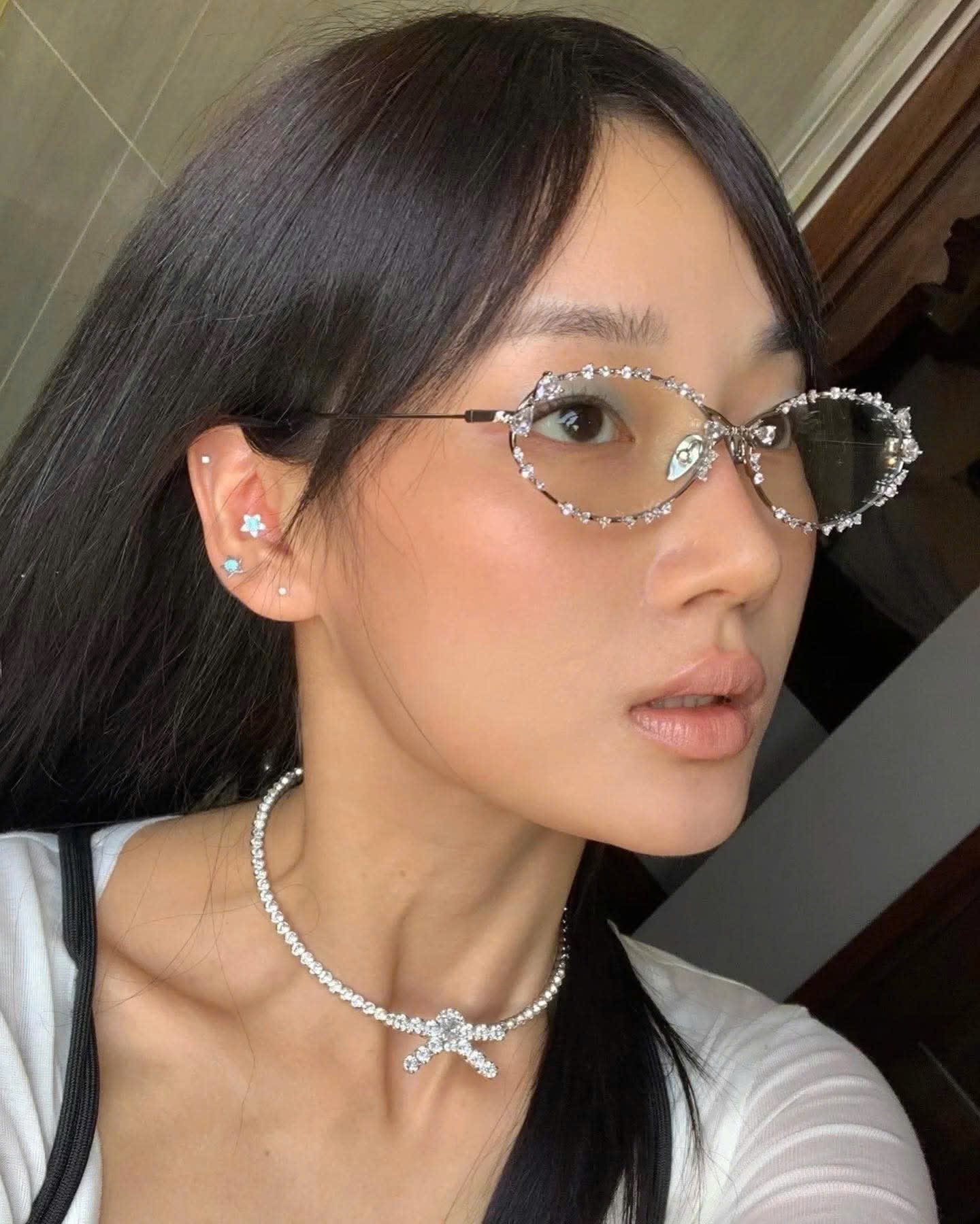 Choker Shushutong