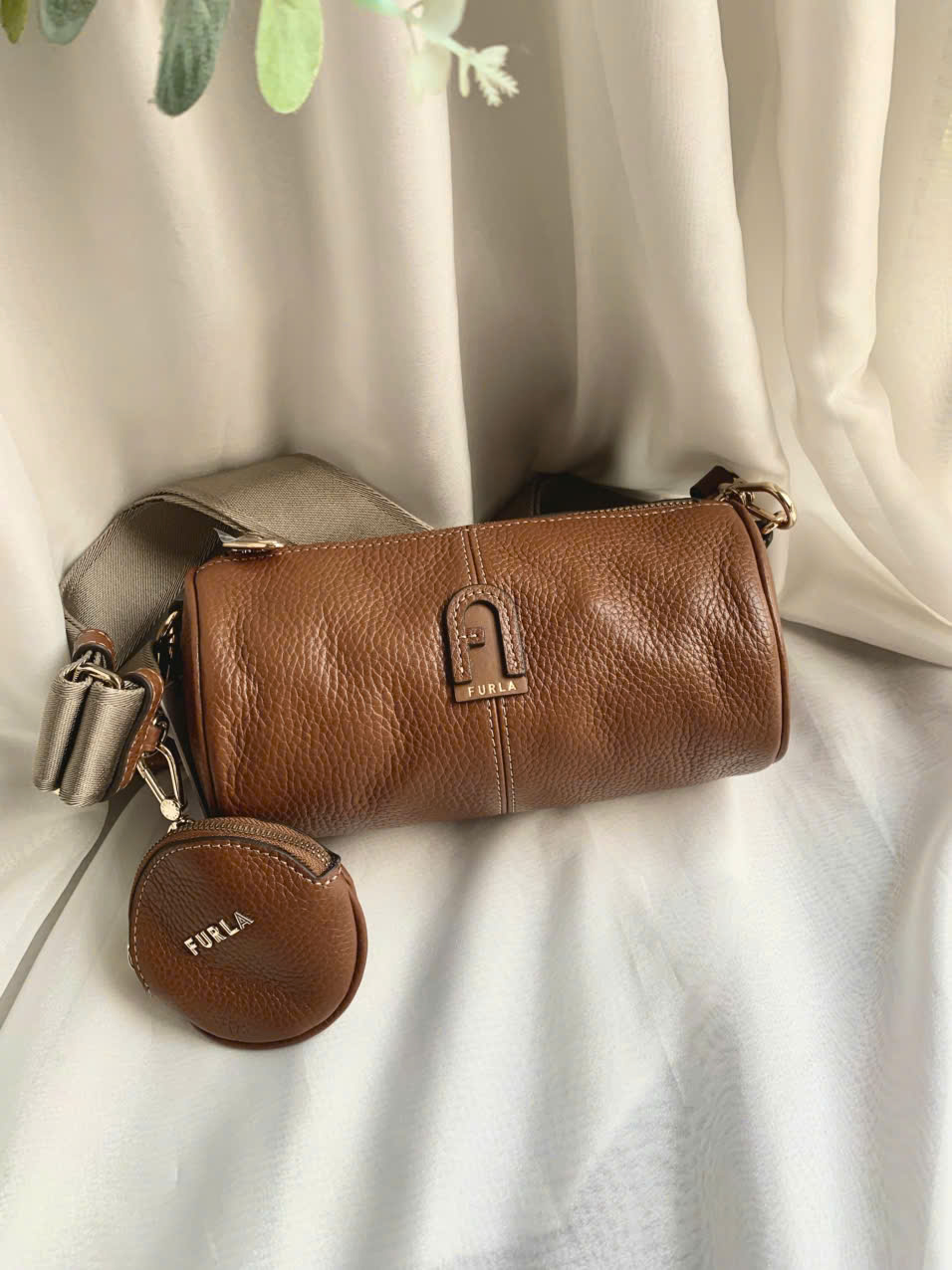 Túi Xách Furla Trống Dafne