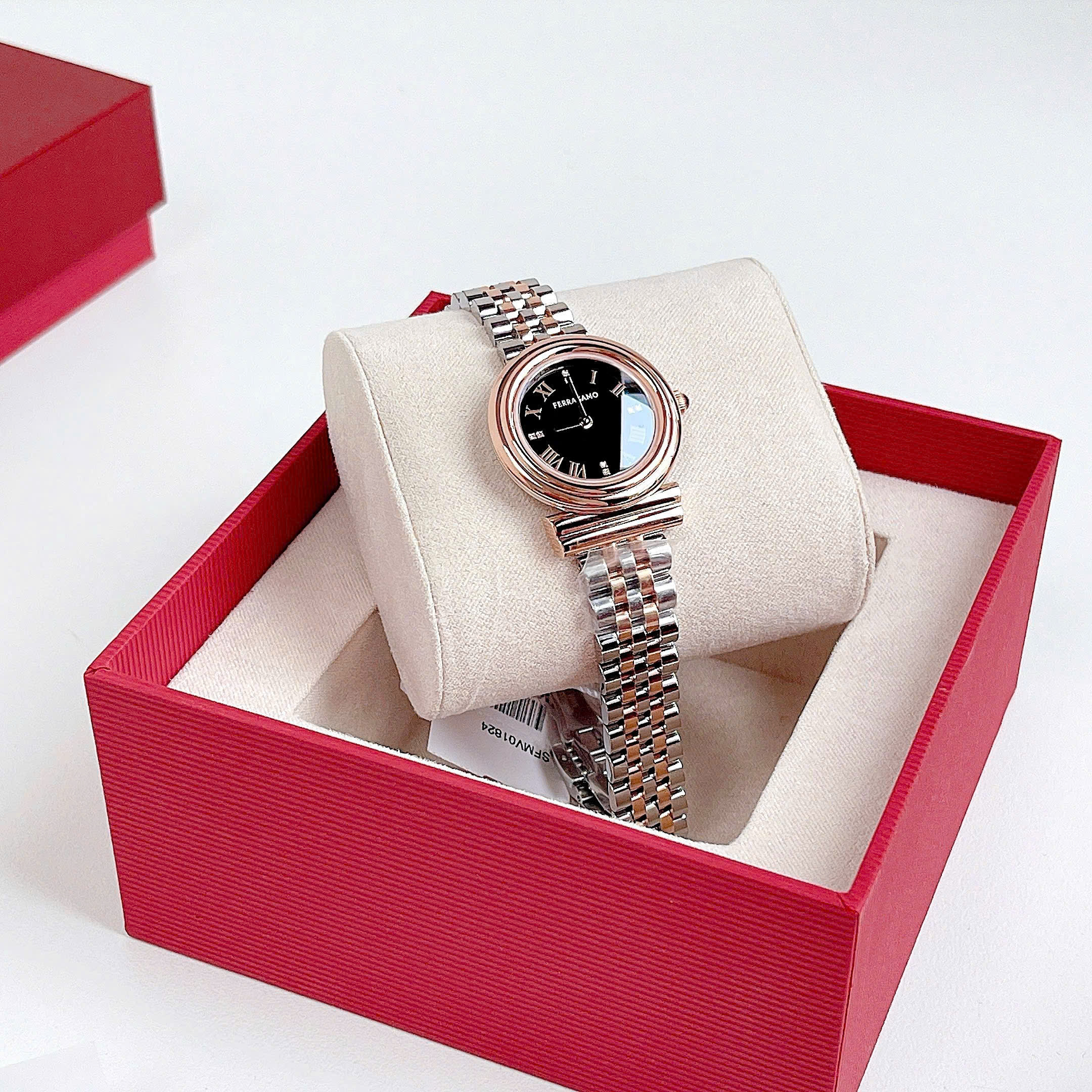 Đồng Hồ Salvatore Ferragamo Gancini