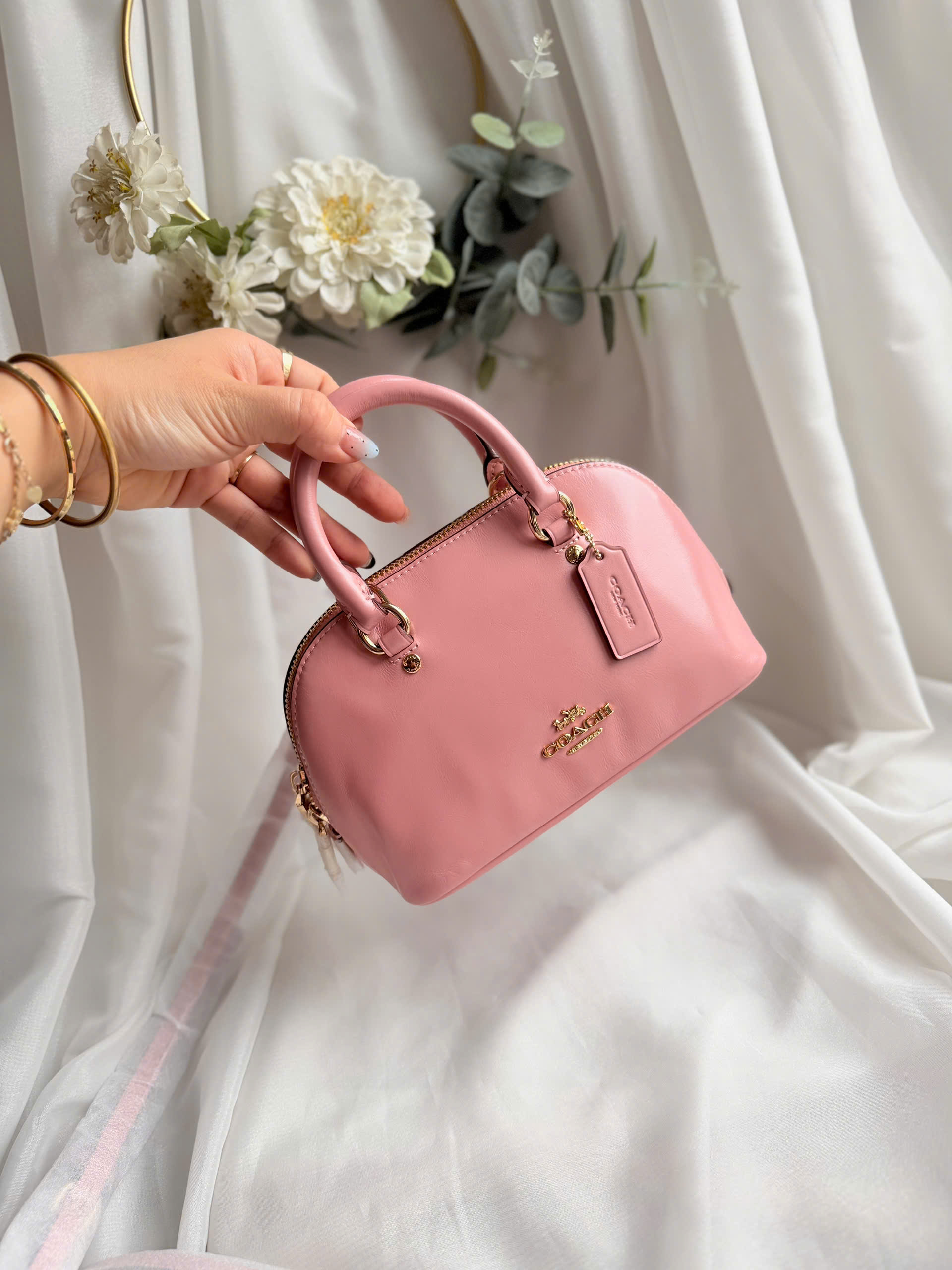 Coach Lara Mini