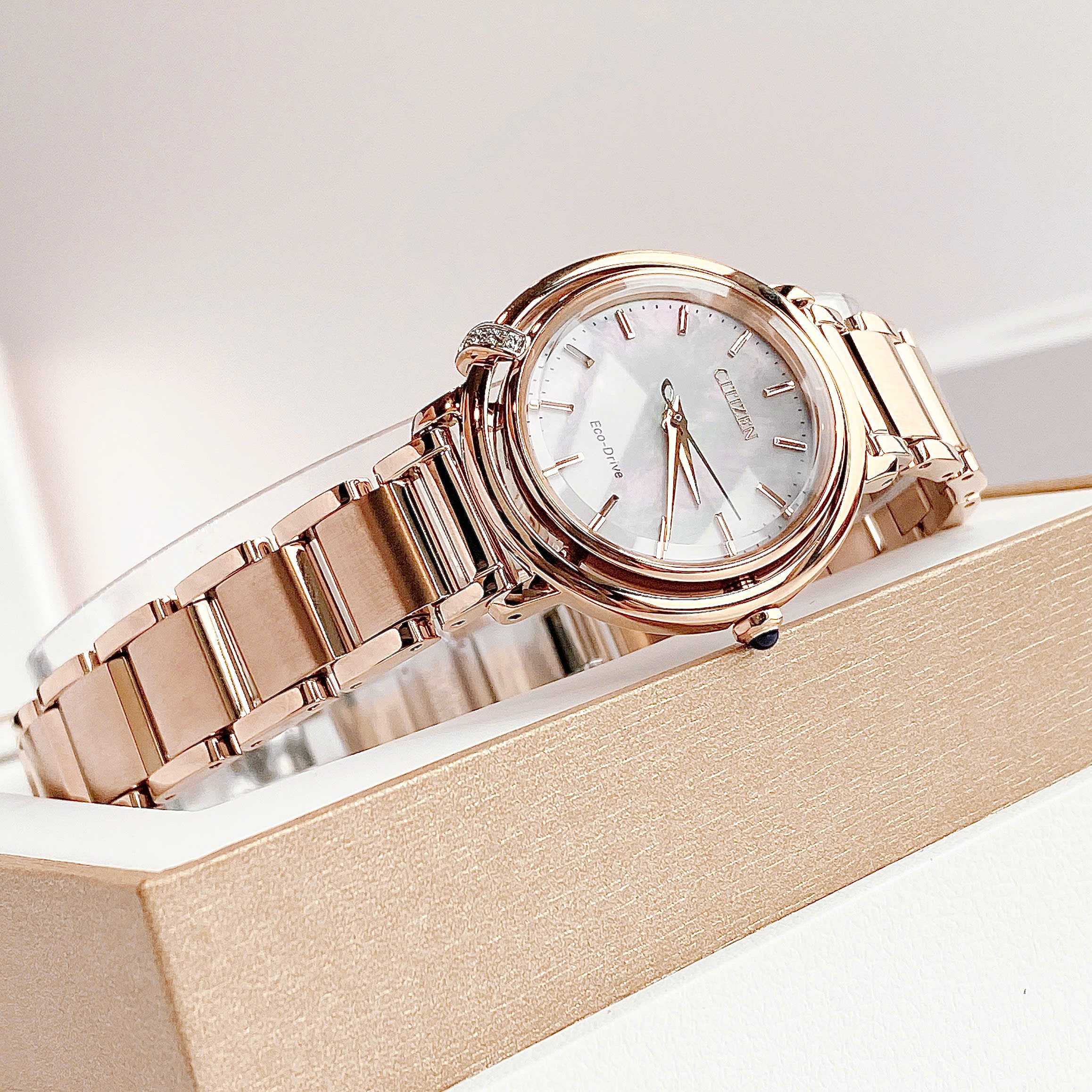 Đồng Hồ Citizen Arcly