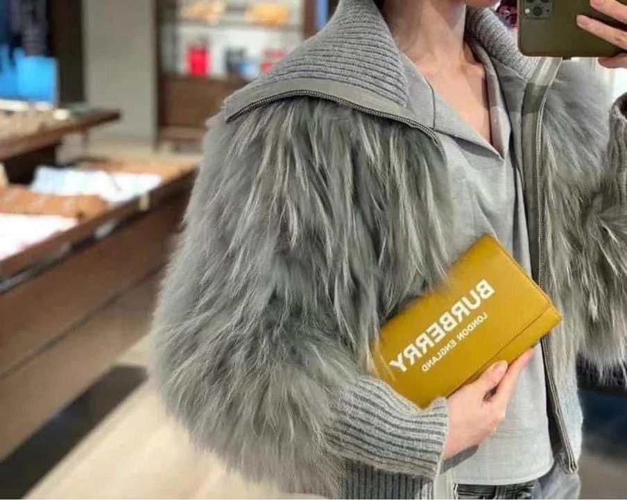 Burberry full màu