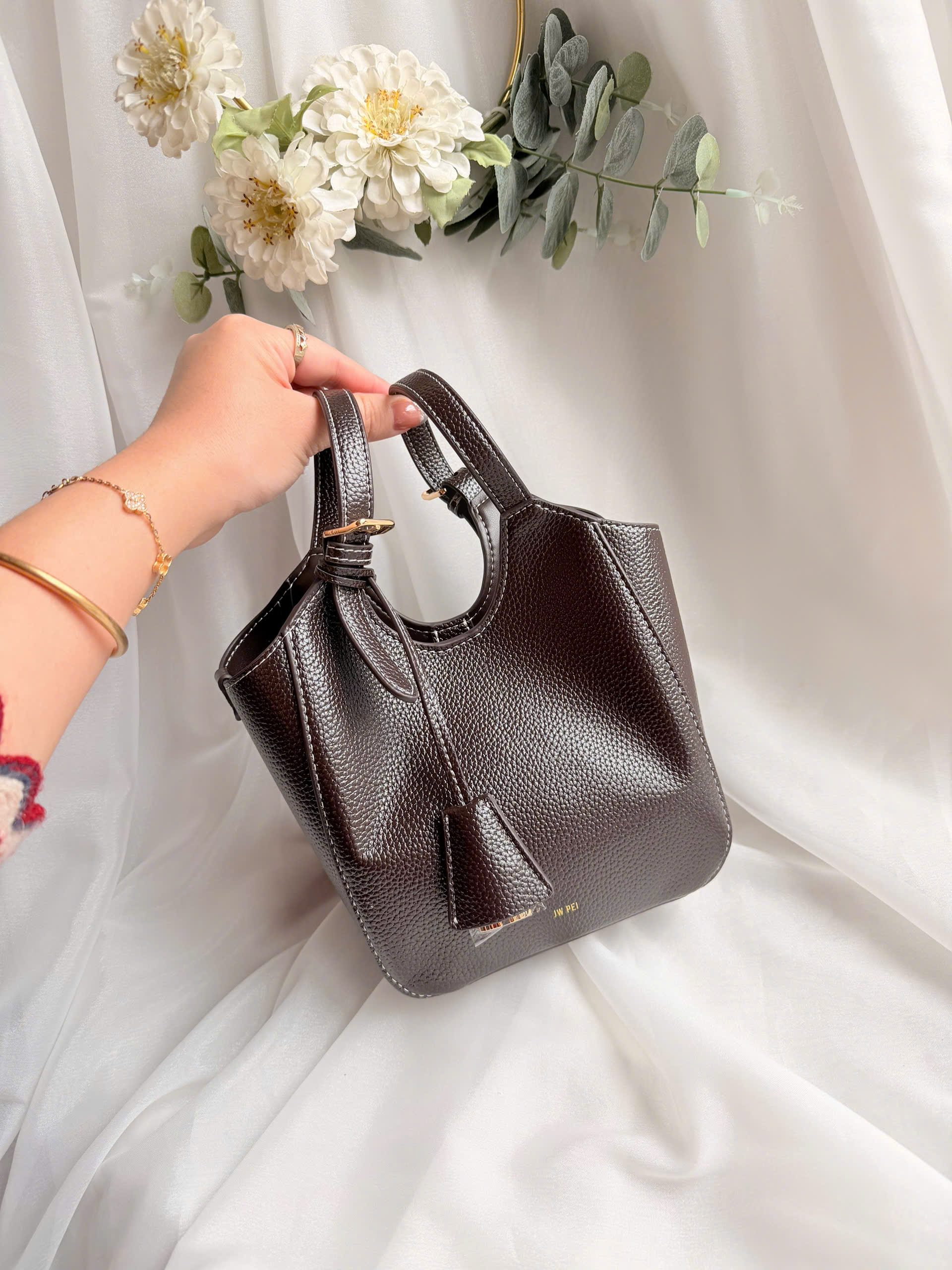 Túi Jw Pei Ines Lock Bag