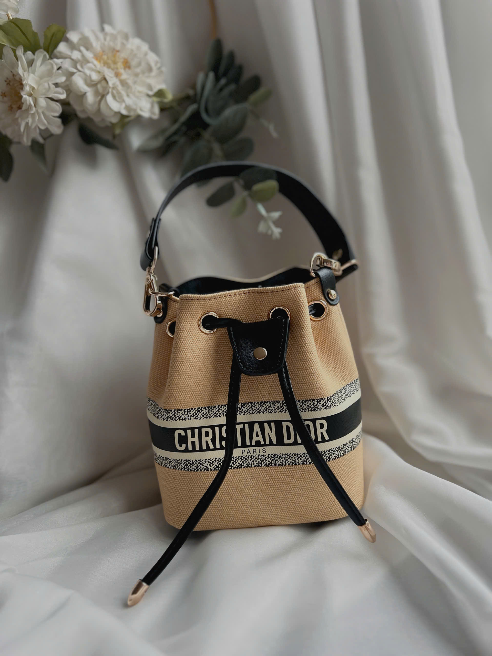 Bucket Dior Gift