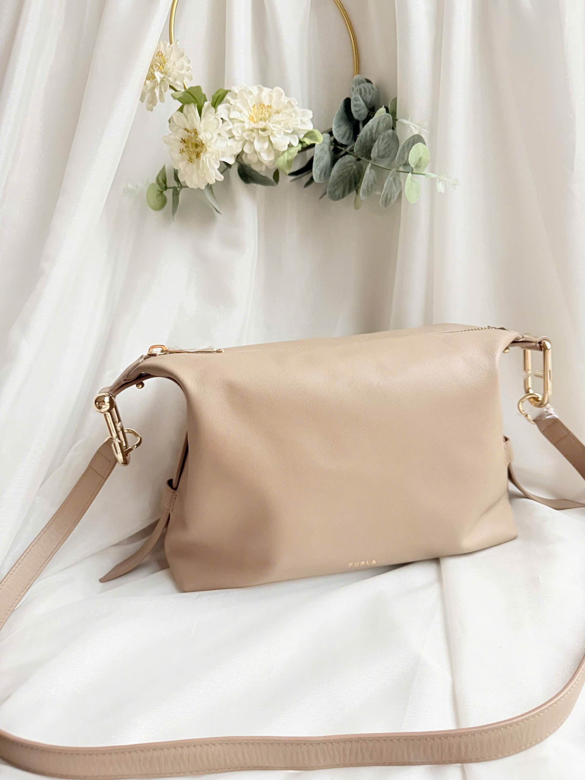 Túi Xách Furla Hobo Nulova