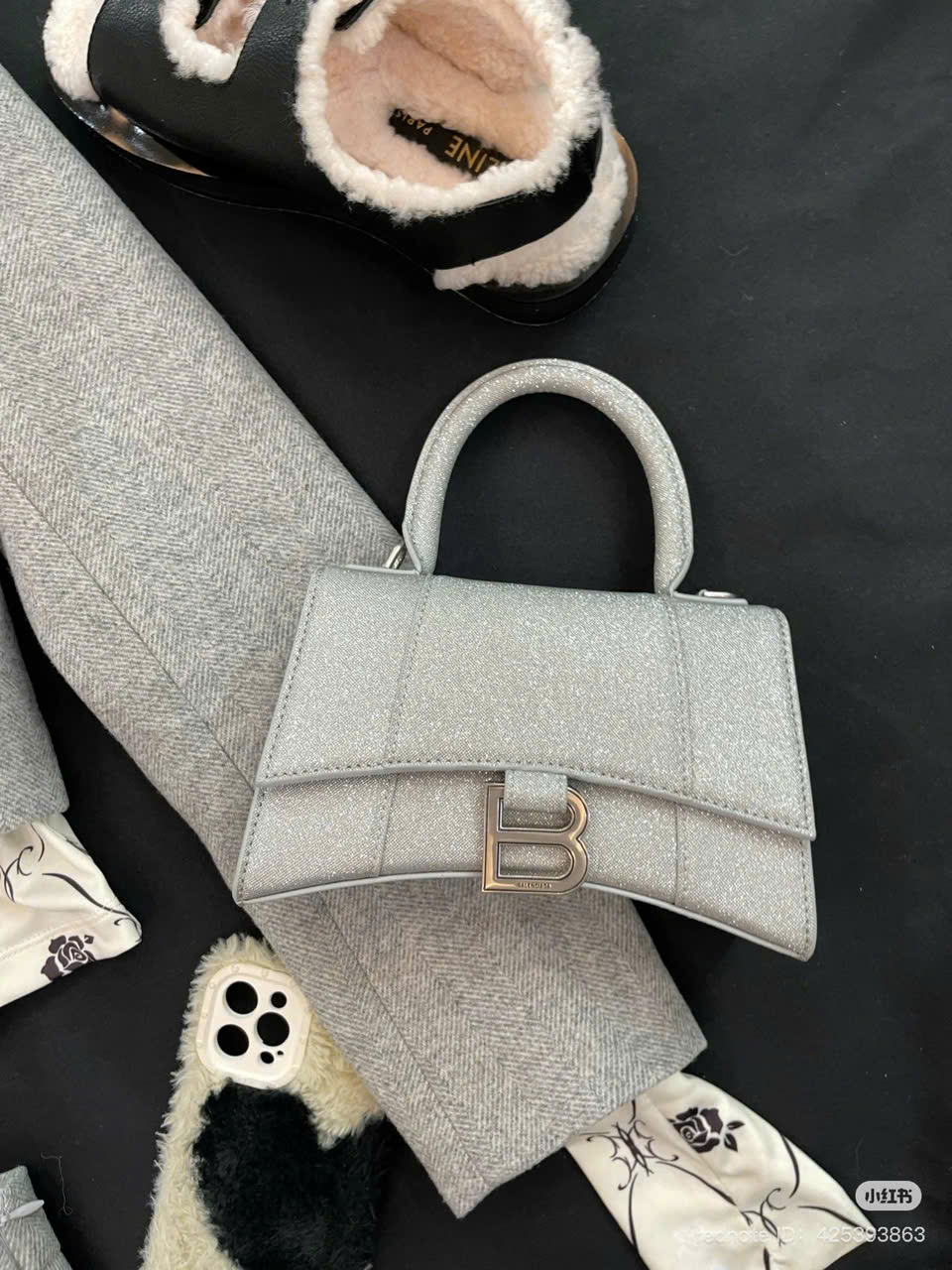 Túi xách Balenciaga hourglass xs