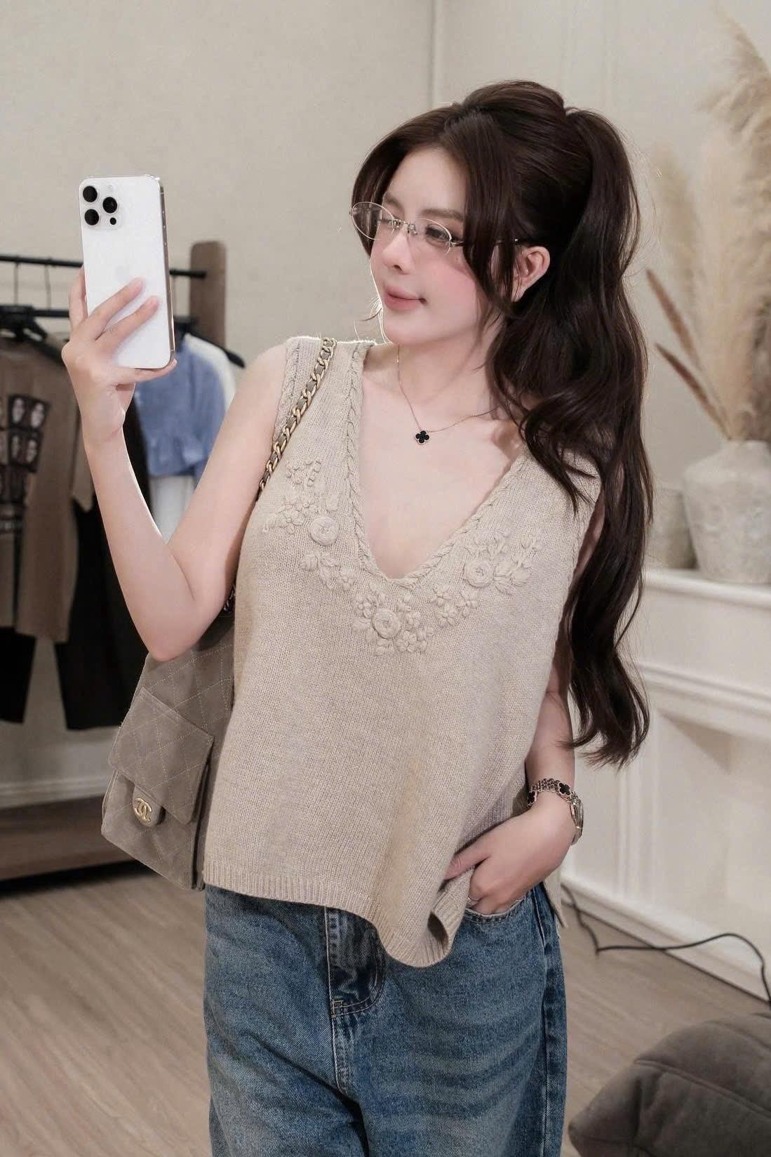 Kính Miu Miu