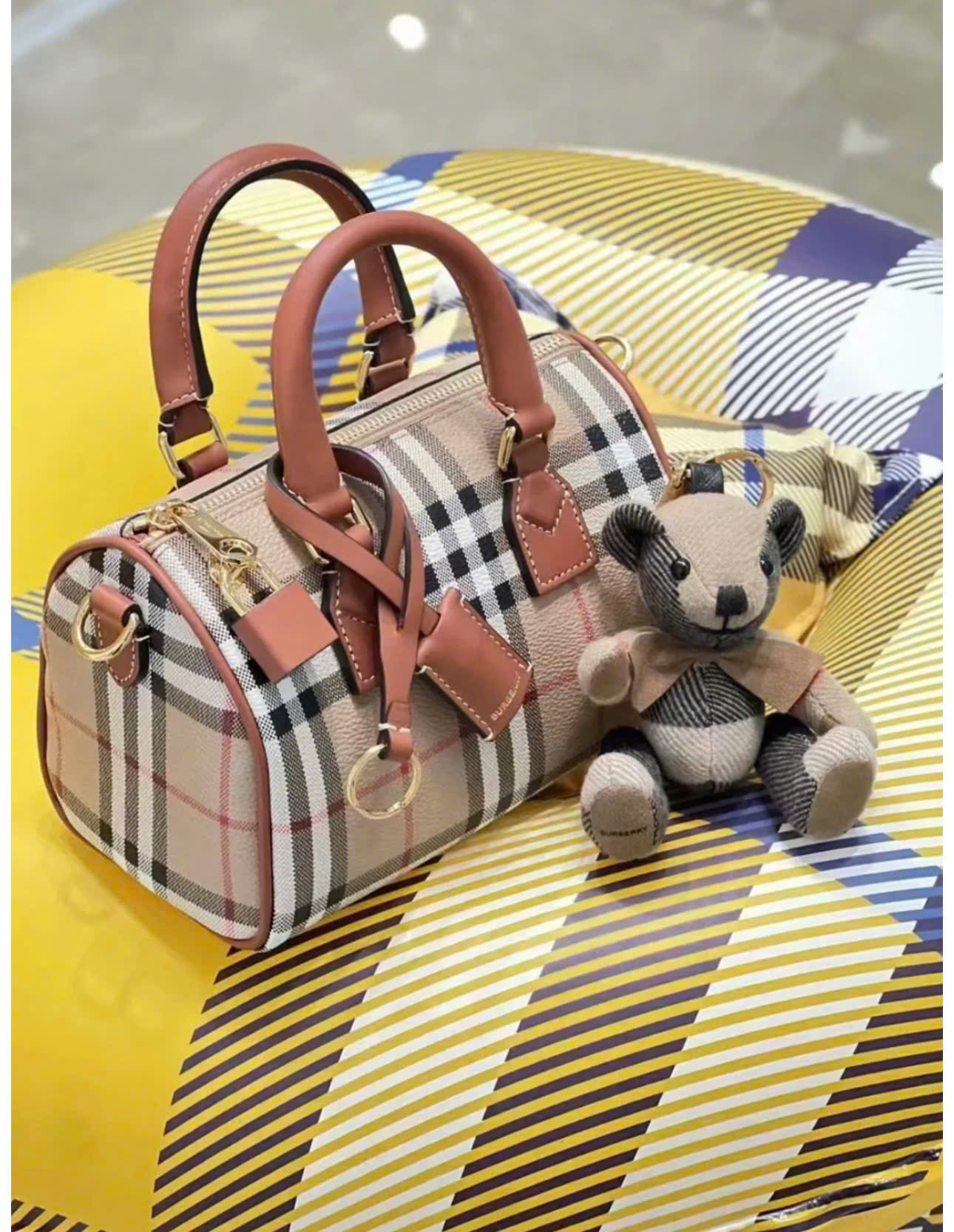 Túi Xách Burberry Check Beige Basic