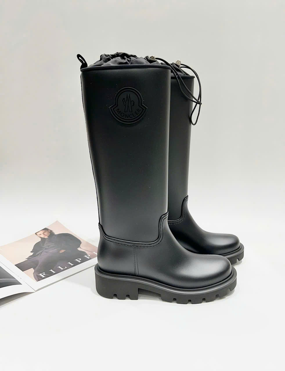 Moncler boot đen