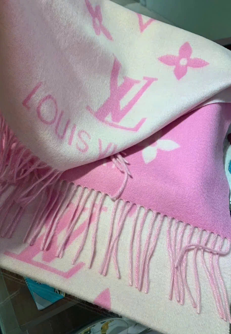 Khăn Louis Vuitton Hồng Cashmere