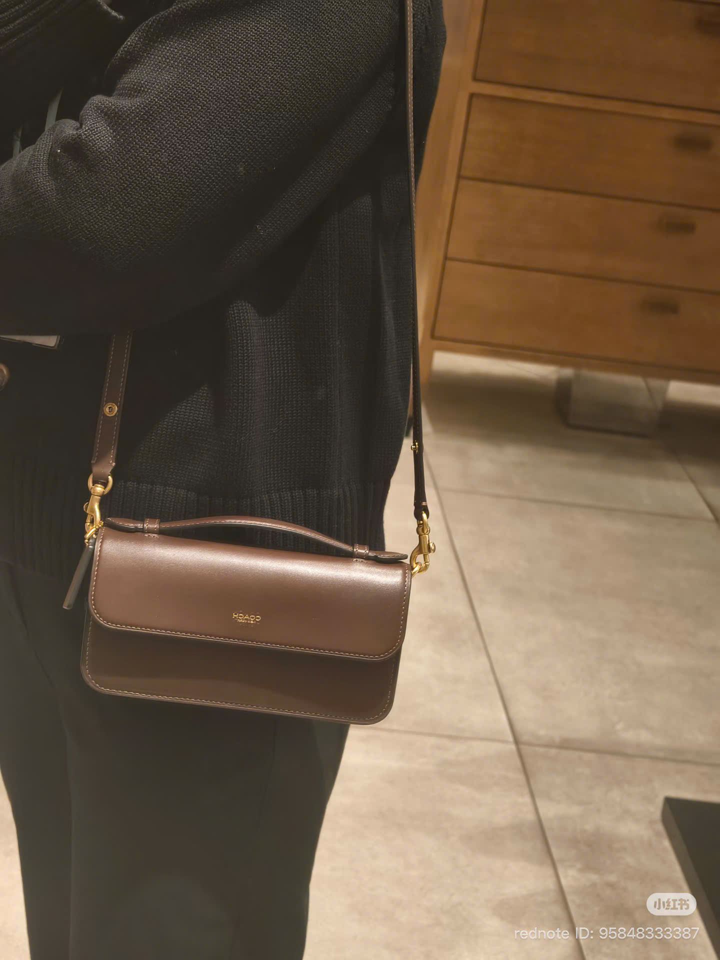 Túi Coach Elora Top Handle