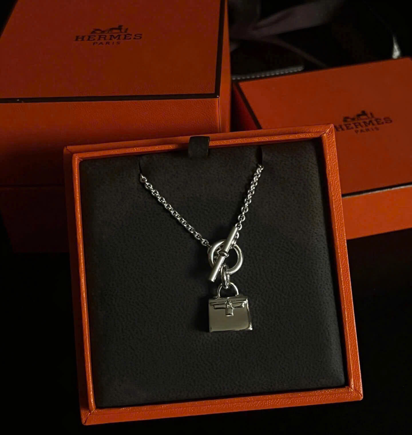Vòng cổ Hermes