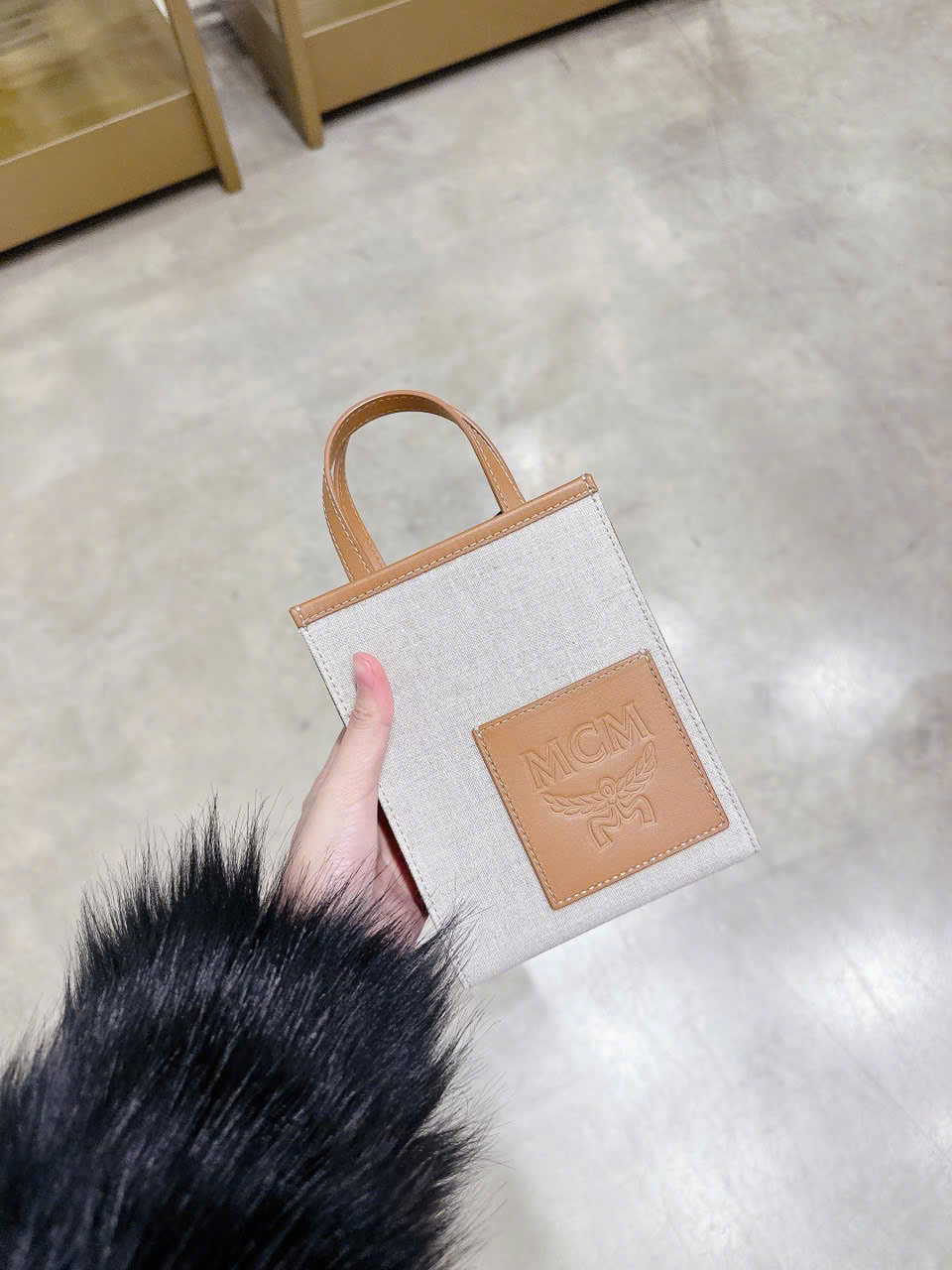 Túi Mcm Tote Mini Canvas