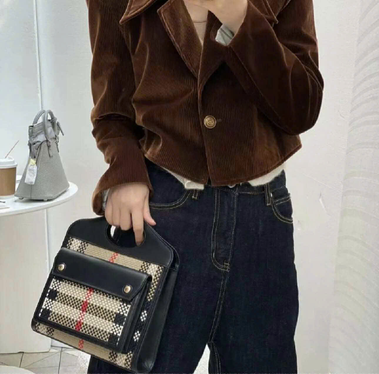 Túi xách Burberry Pocket