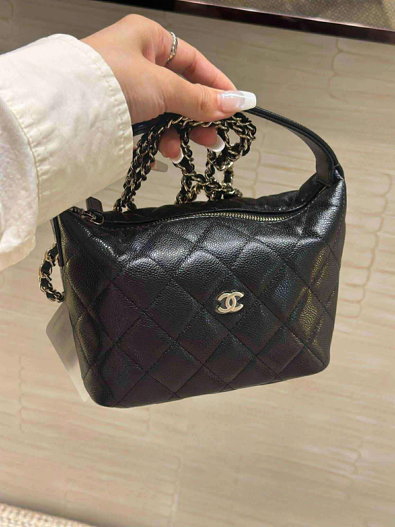 Chanel mini hobo caviar