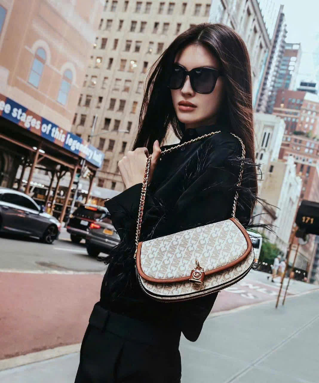 Michael Kors Mila