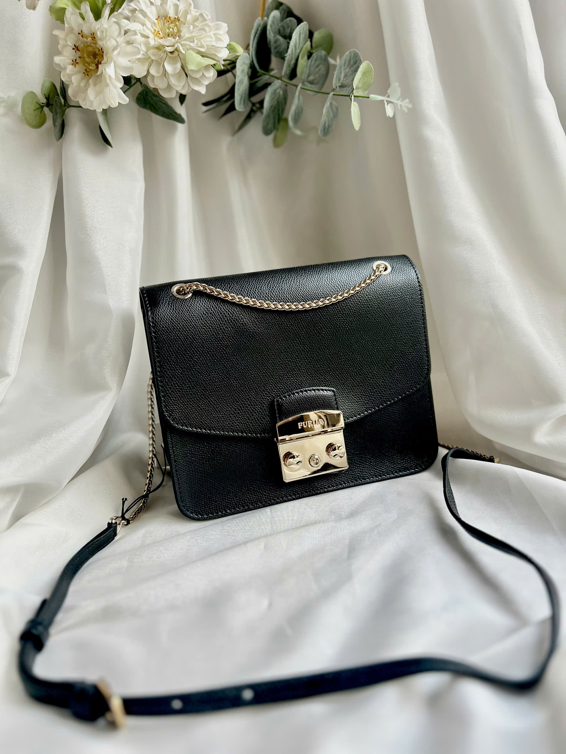 Túi Xách Furla Metro Small