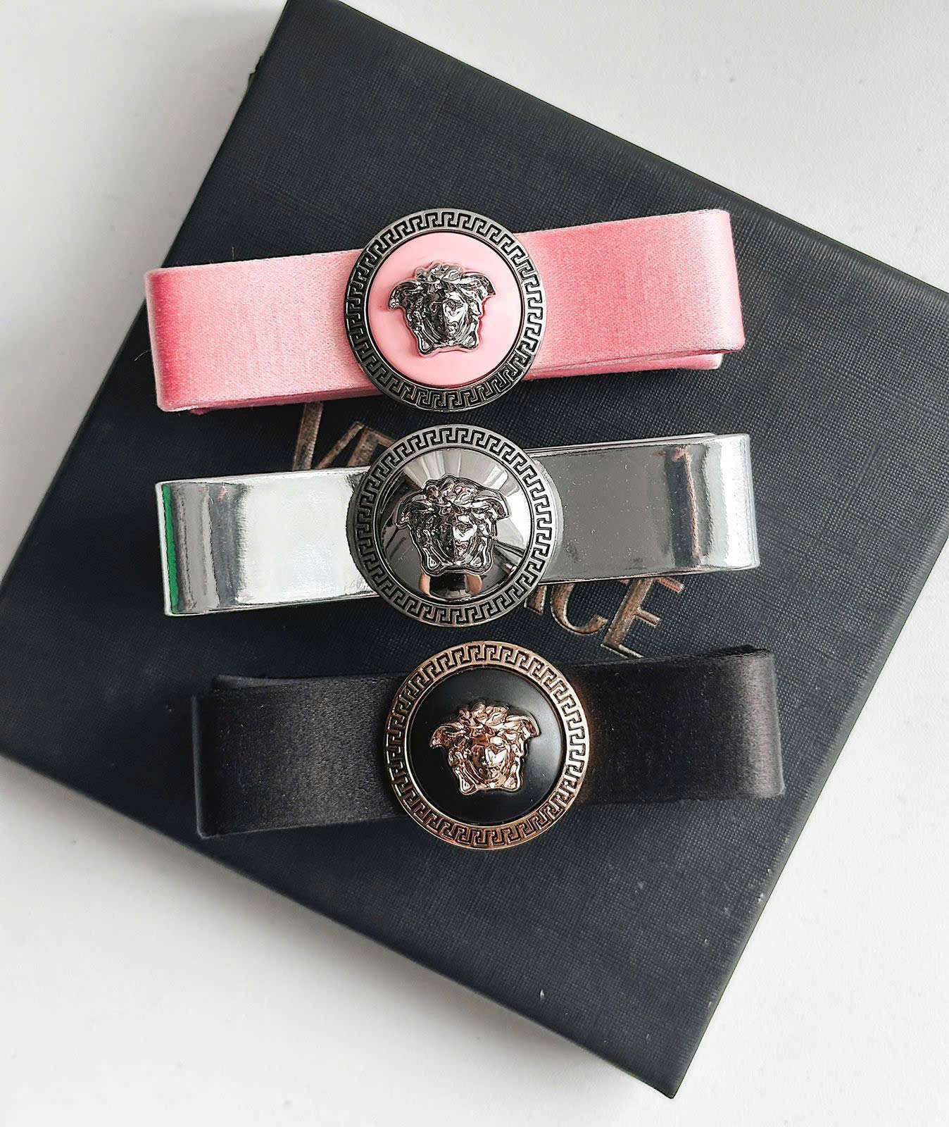 Kẹp Tóc Versace