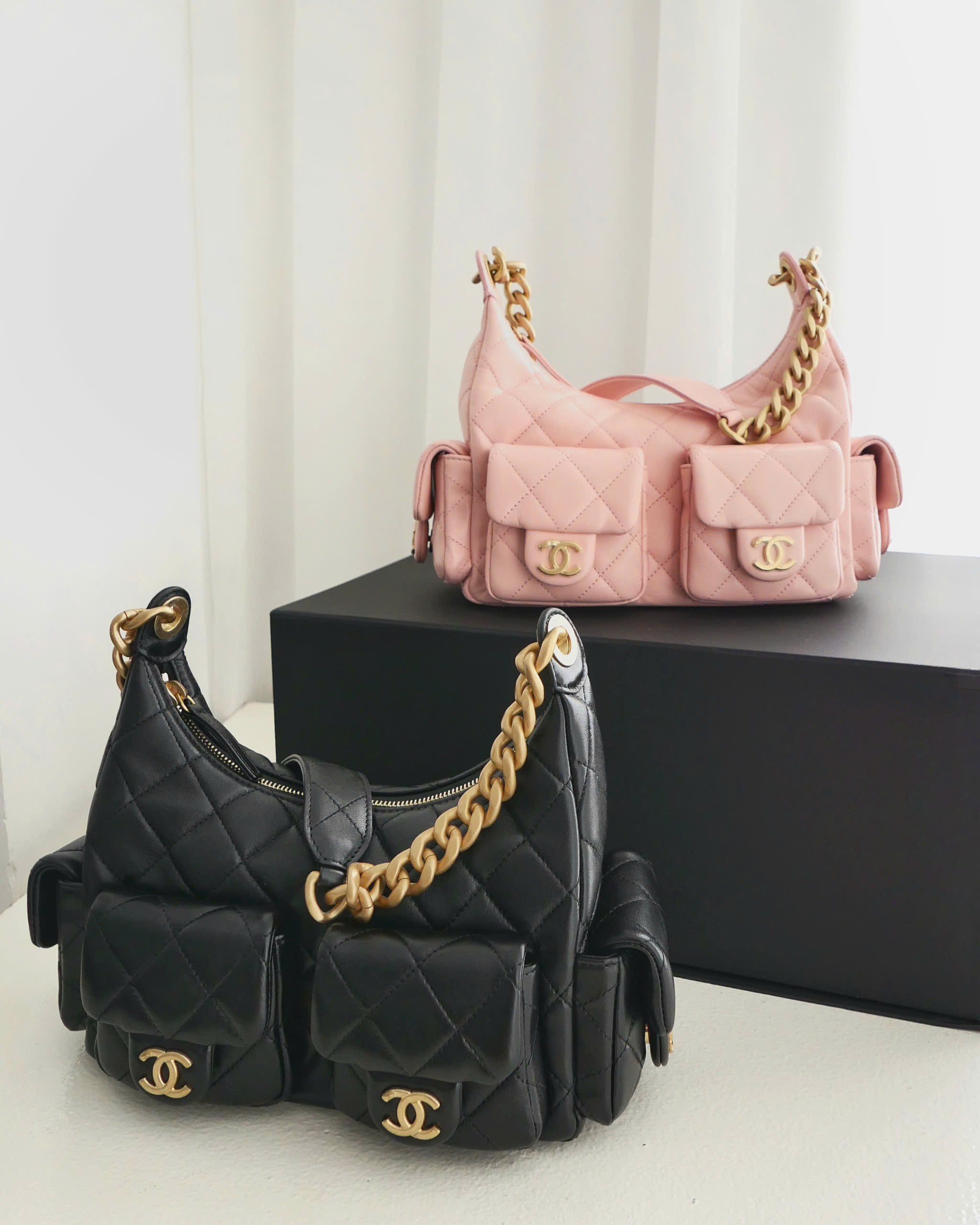 Chanel hobo chanel maxi