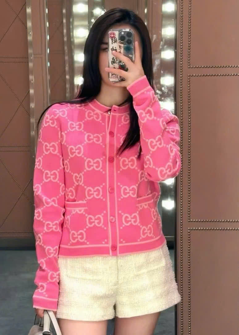 Áo Cadigan Gucci Mono Hồng