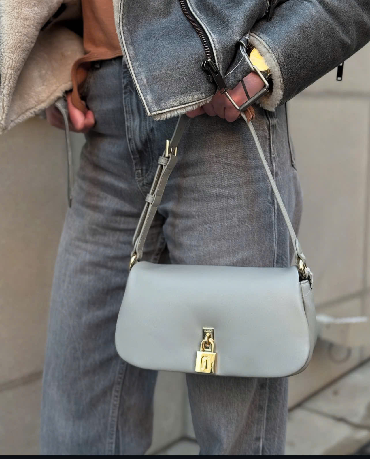 Túi Xách Furla Artemis Small SS