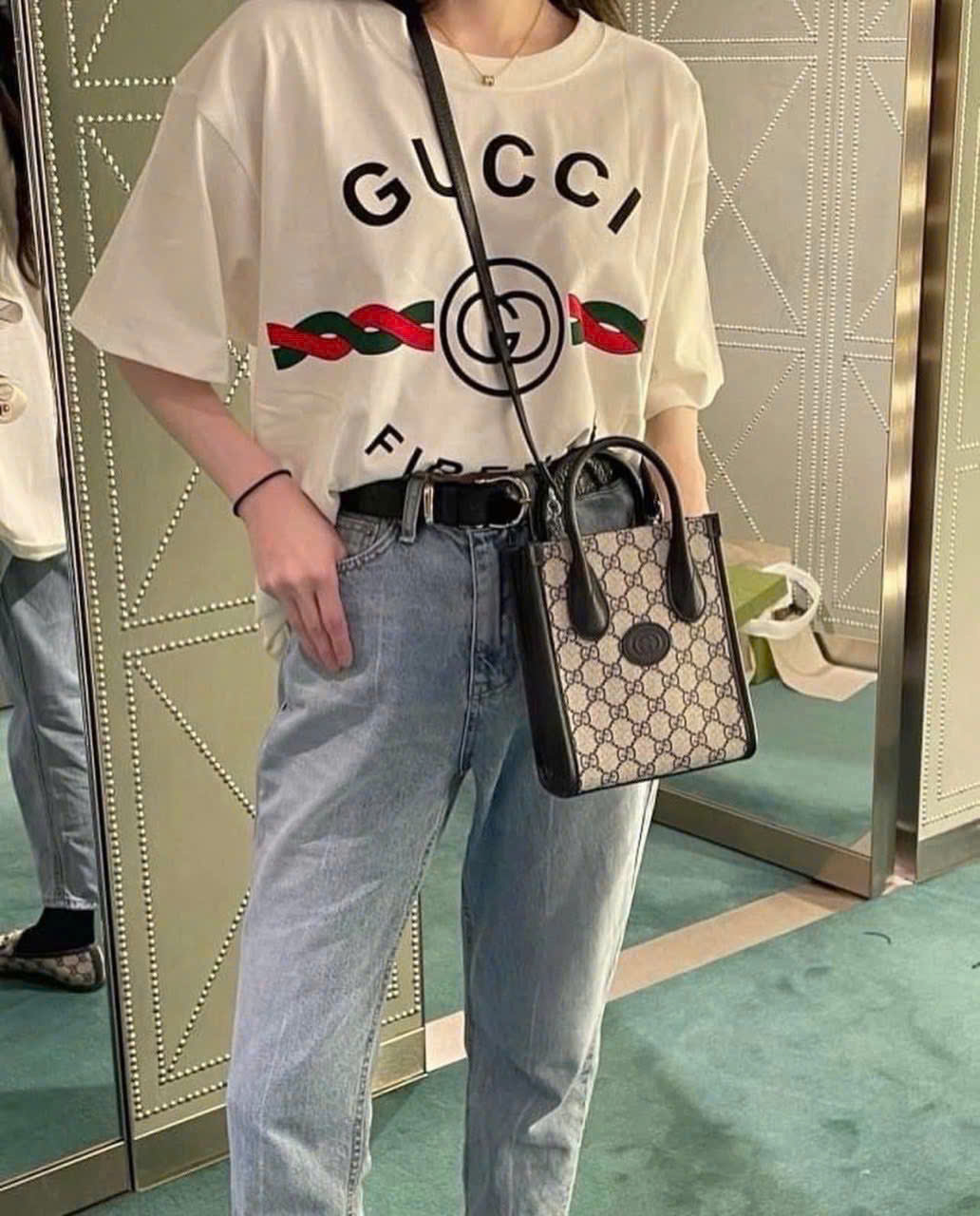 Túi Tote Gucci interlocking G Mini Dark