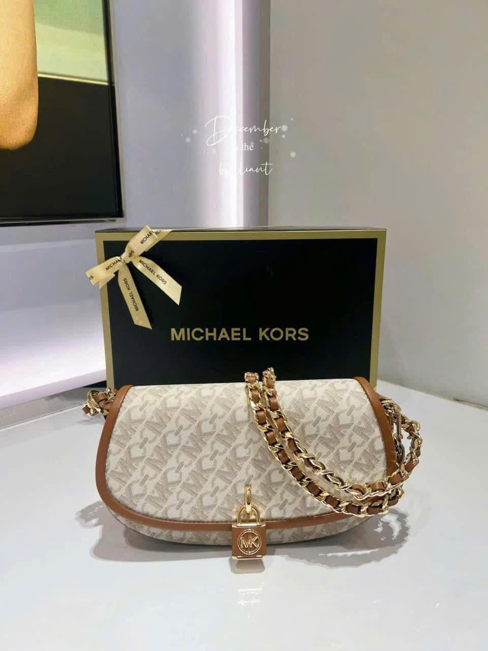 Michael Kors Mila
