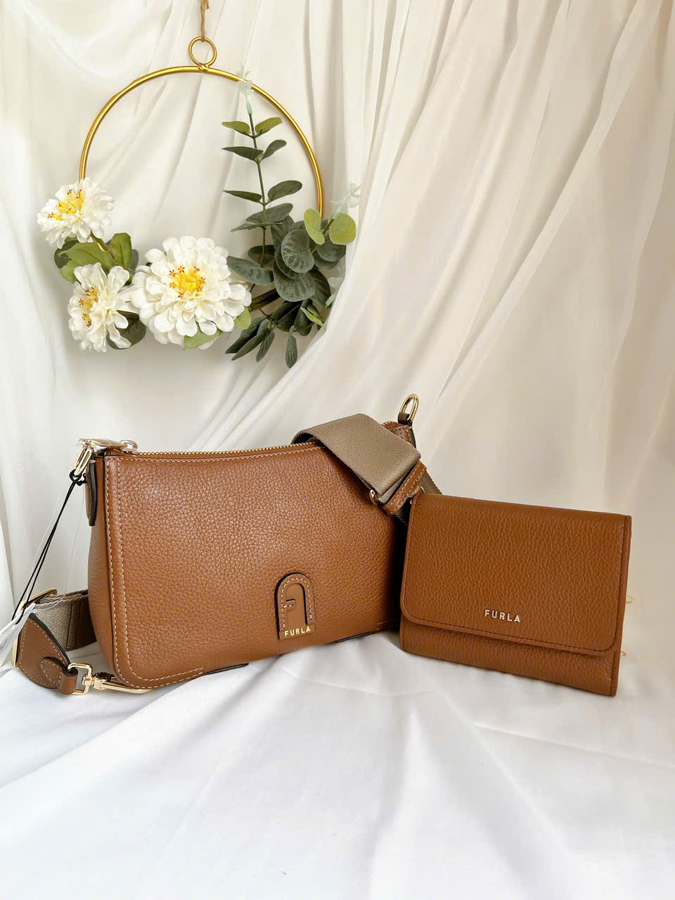 Túi Kẹp Nách Furla Atena