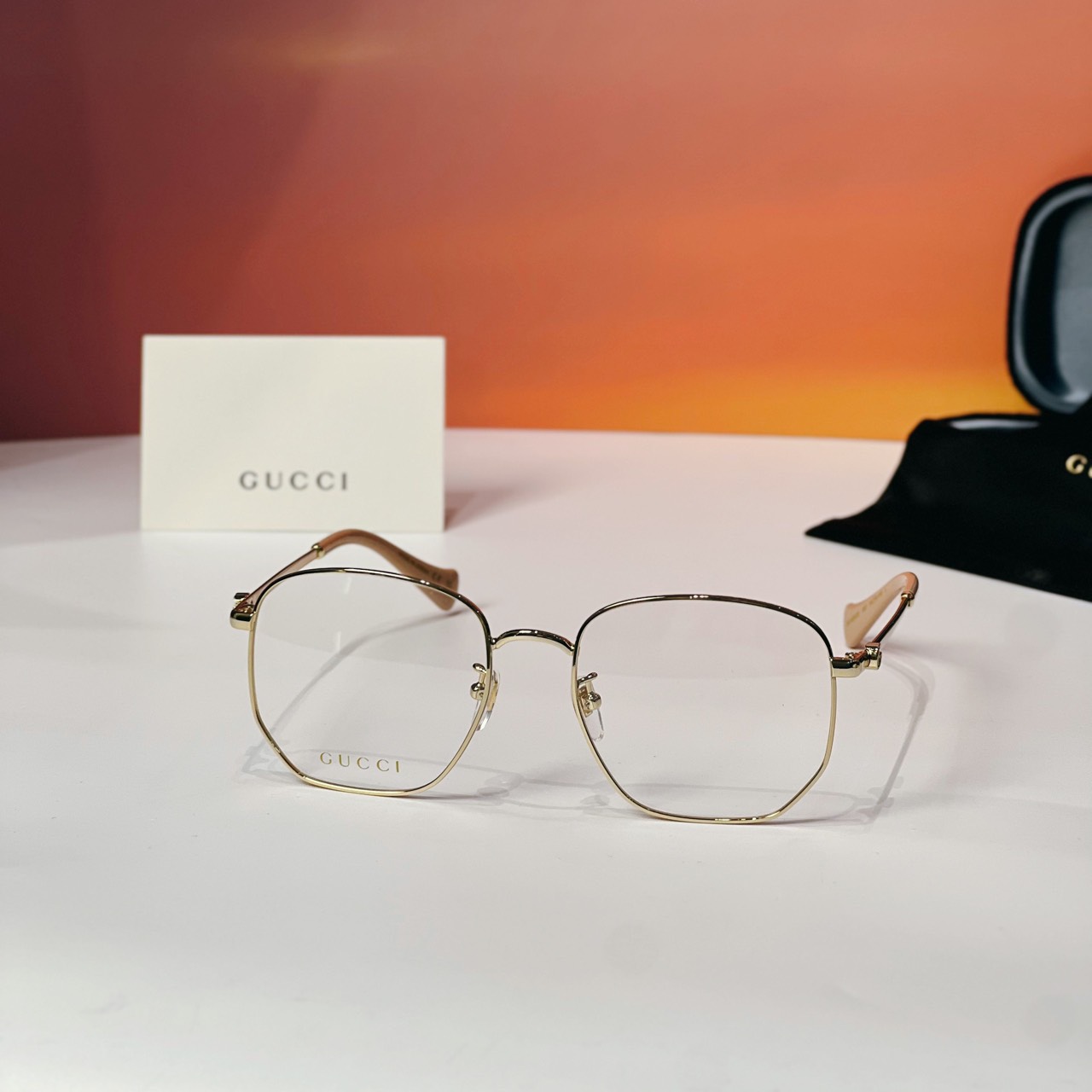 Kính GUCCI
