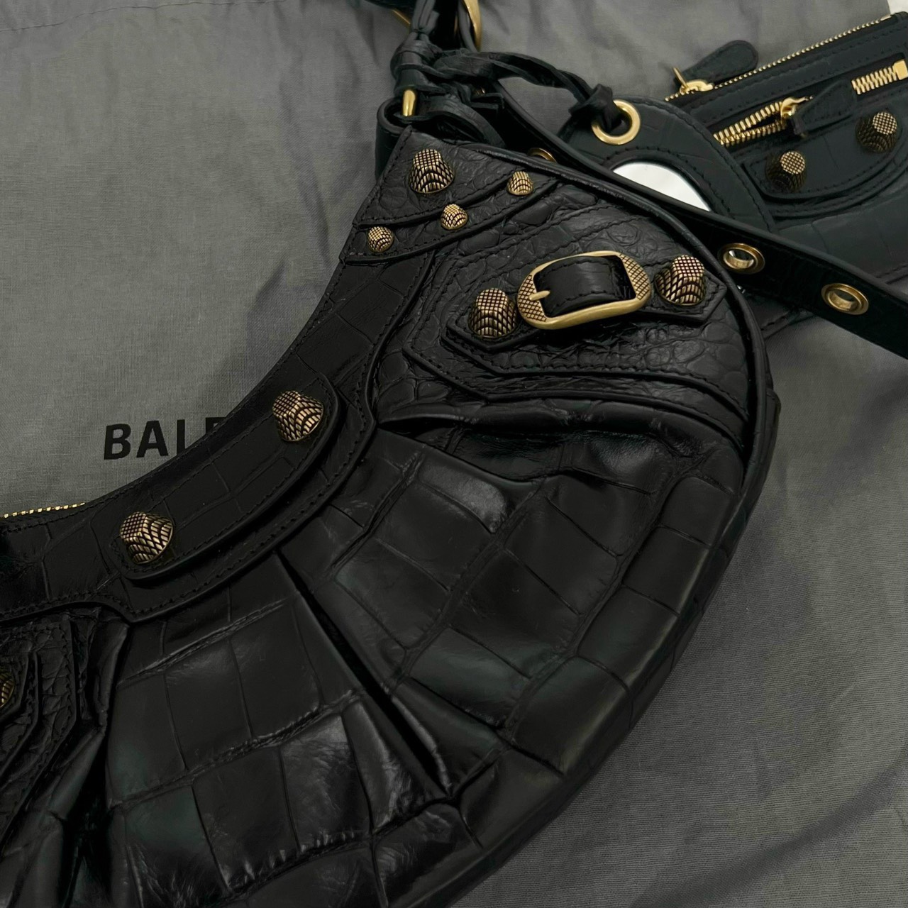 Balenciaga Cagole XS