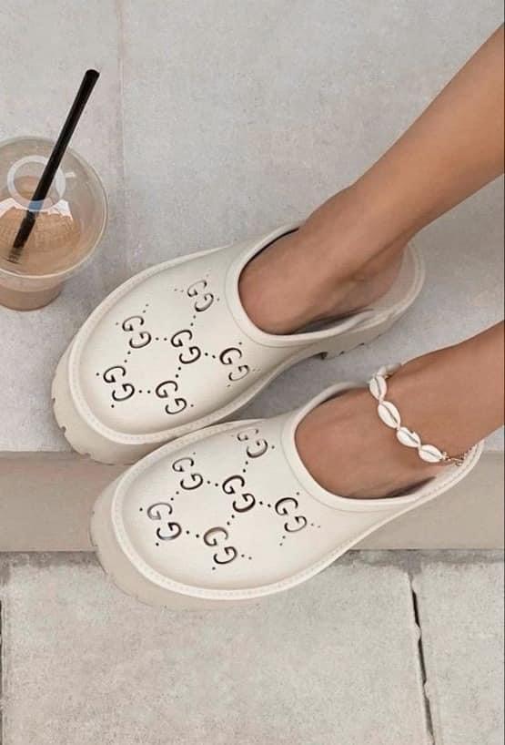 Sục Gucci