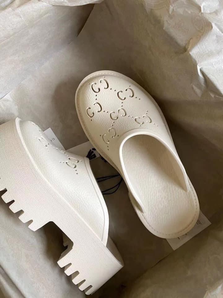 Sục Gucci