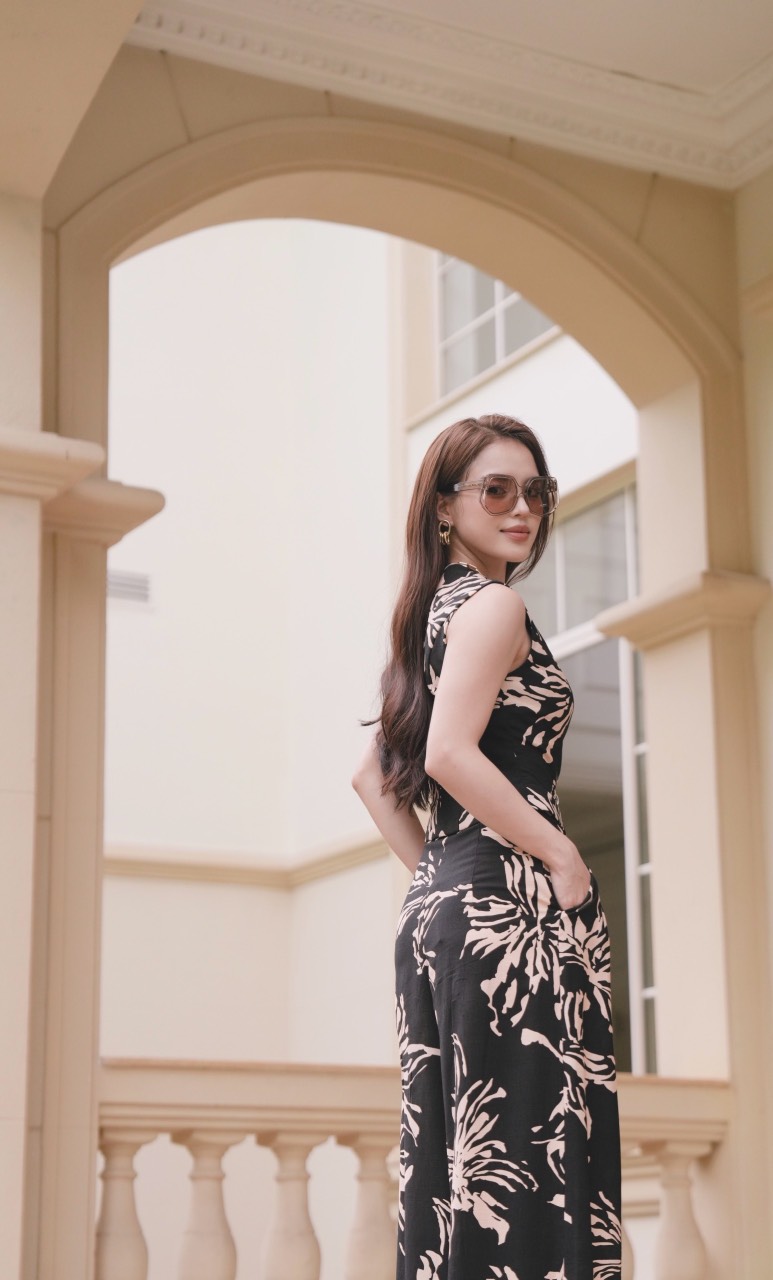 Kính Miu Miu