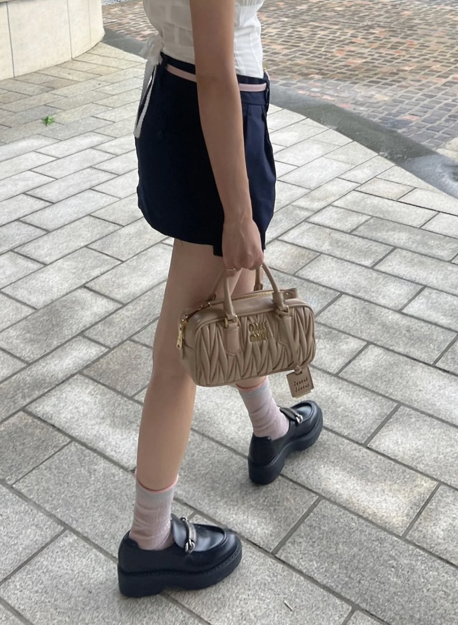 Túi Miu Miu Acardie Matelasse